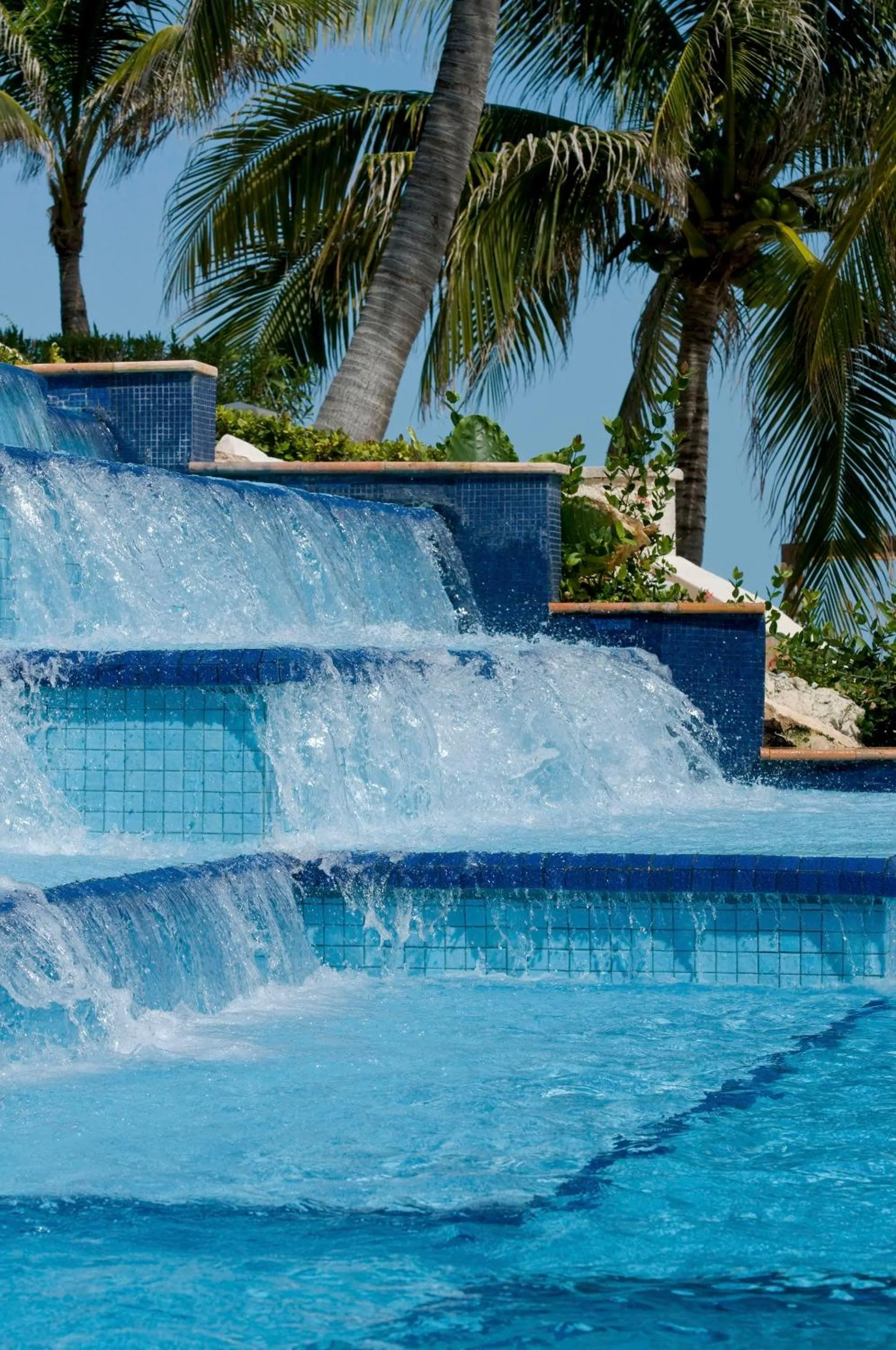Swimming pool in Grand Fiesta Americana Coral Beach Cancun - All Inclusive