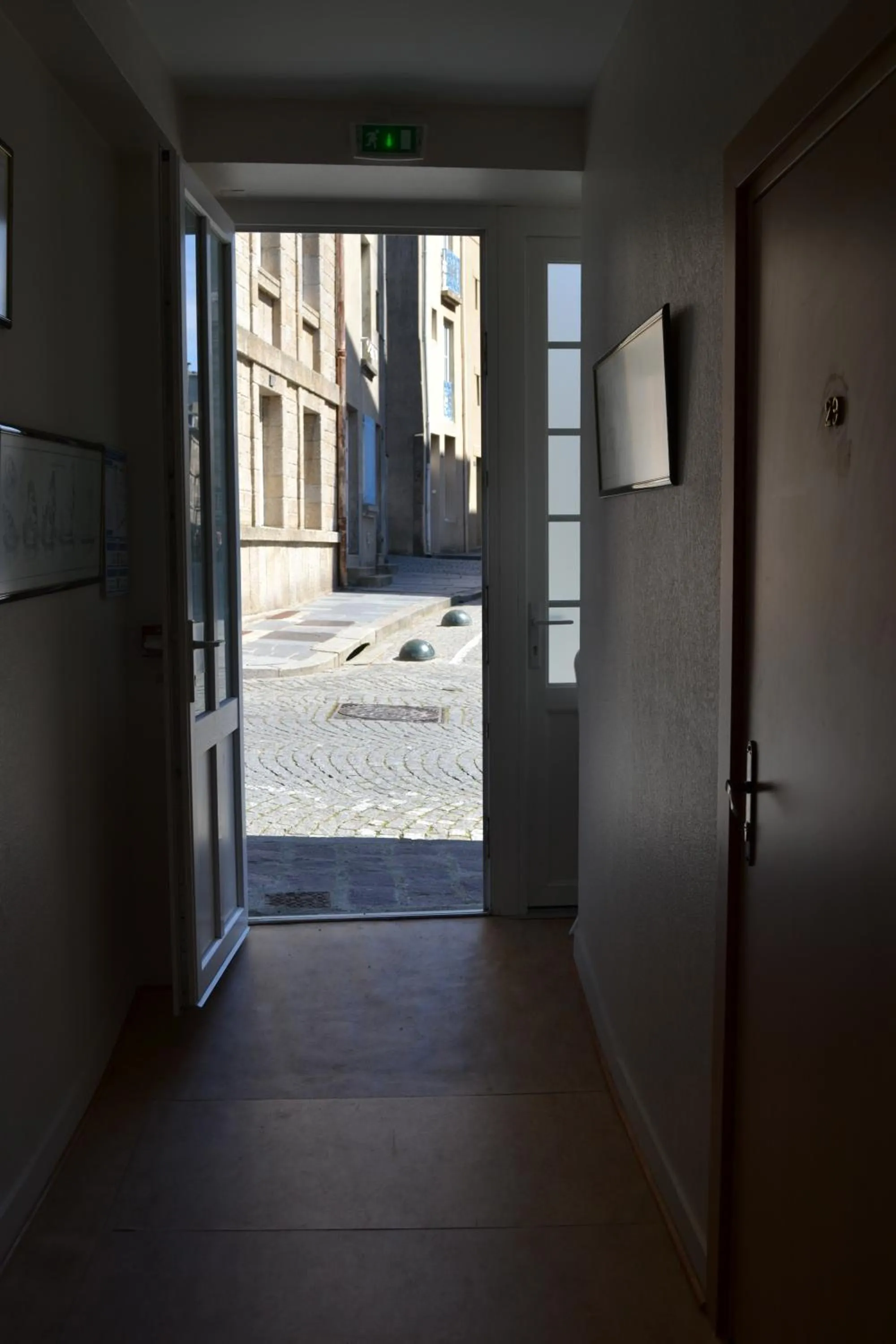 Hôtel La Porte Saint Pierre-Logis Hôtel Intra Muros RÉNOVÉ en 2026