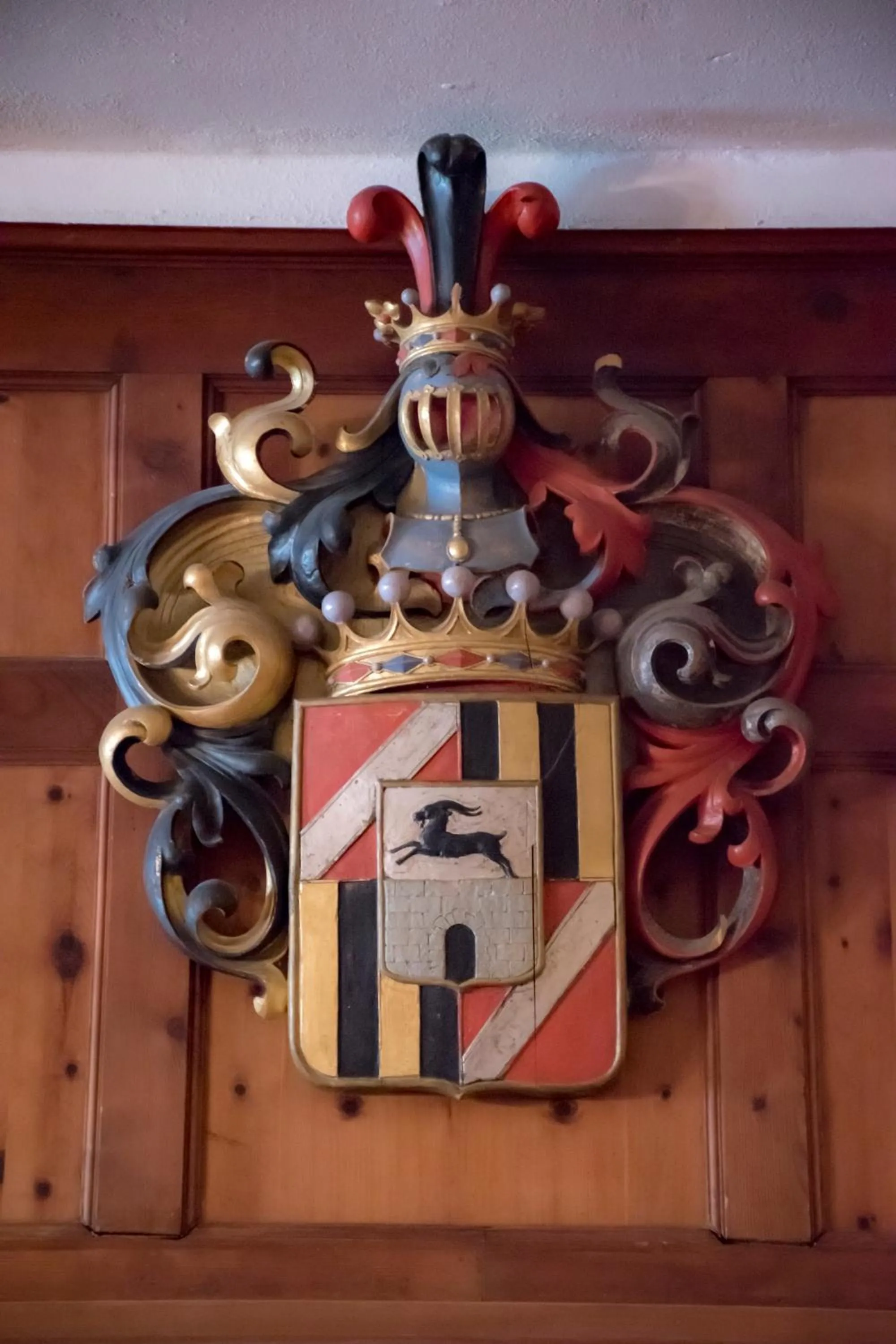 Decorative detail in Hotel La Villa della Regina