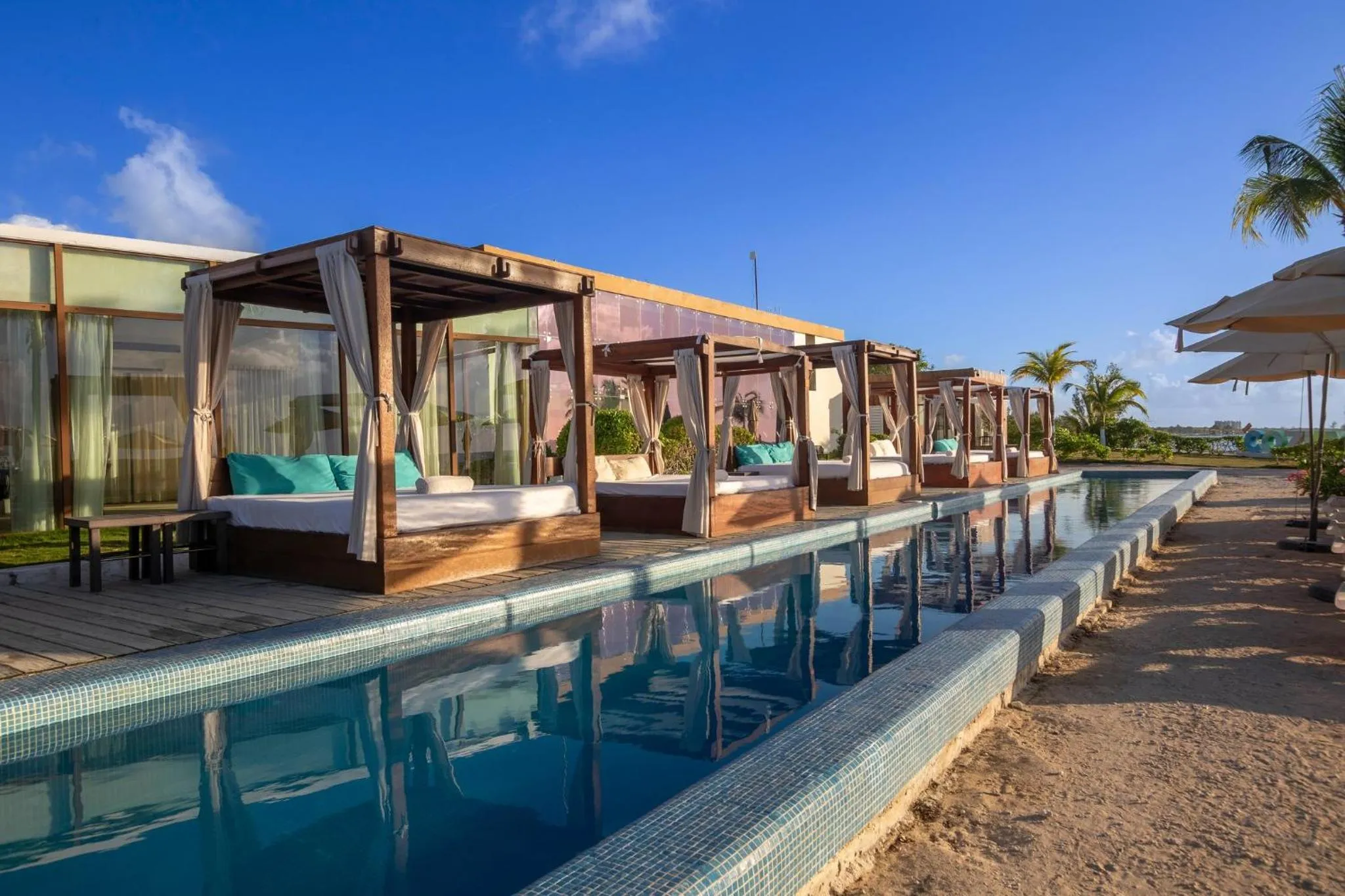 Swimming pool in Fiesta Americana Cozumel All Inclusive