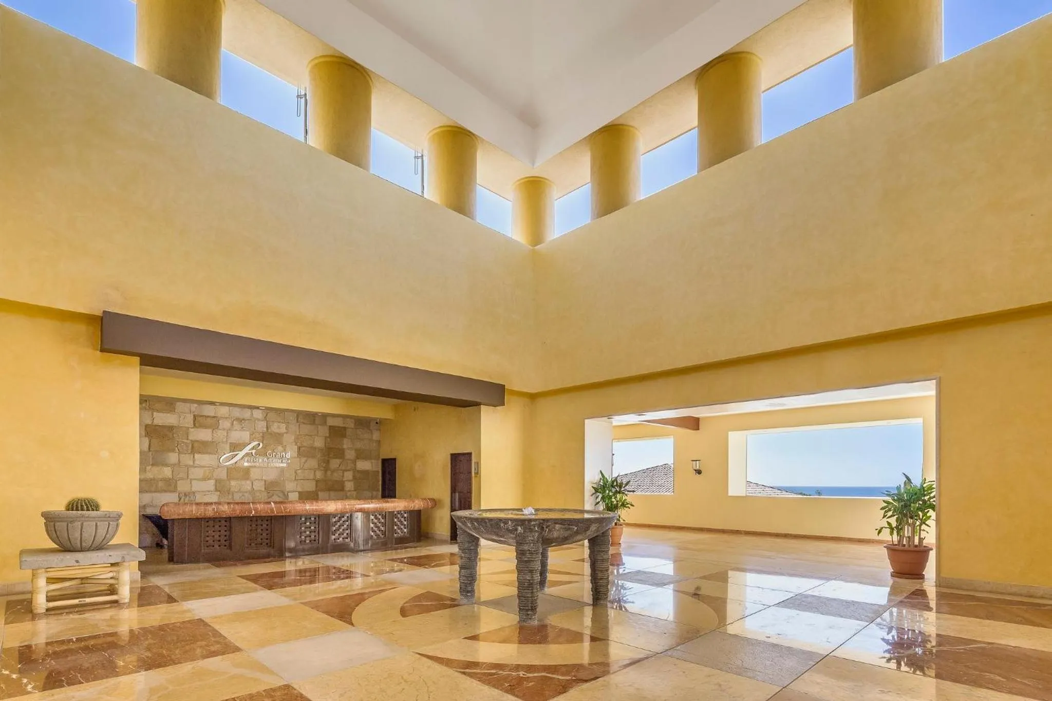 Lobby or reception in Grand Fiesta Americana Los Cabos All Inclusive Golf & Spa