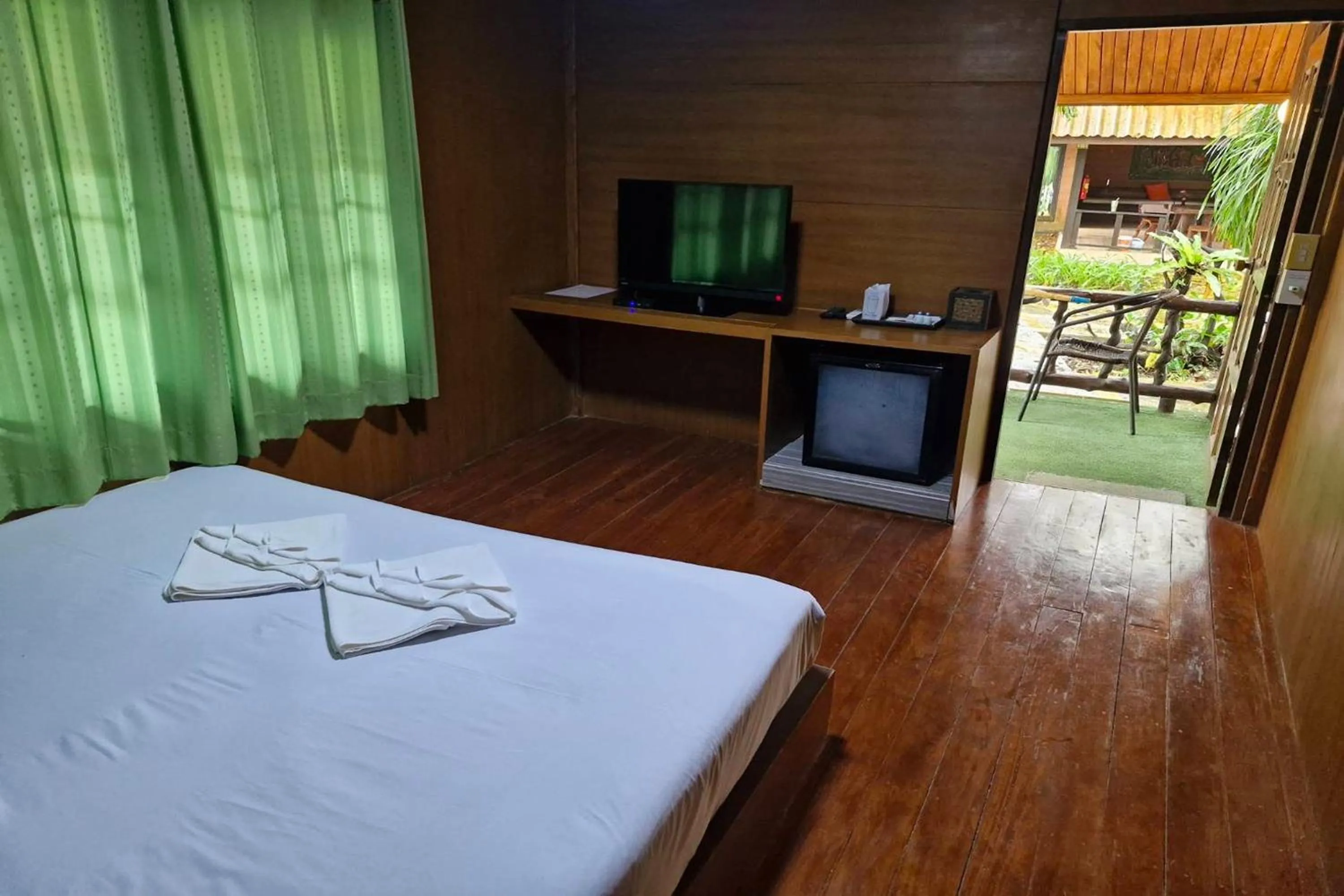 TV and multimedia, Bed in Tontarn Resort and Spa