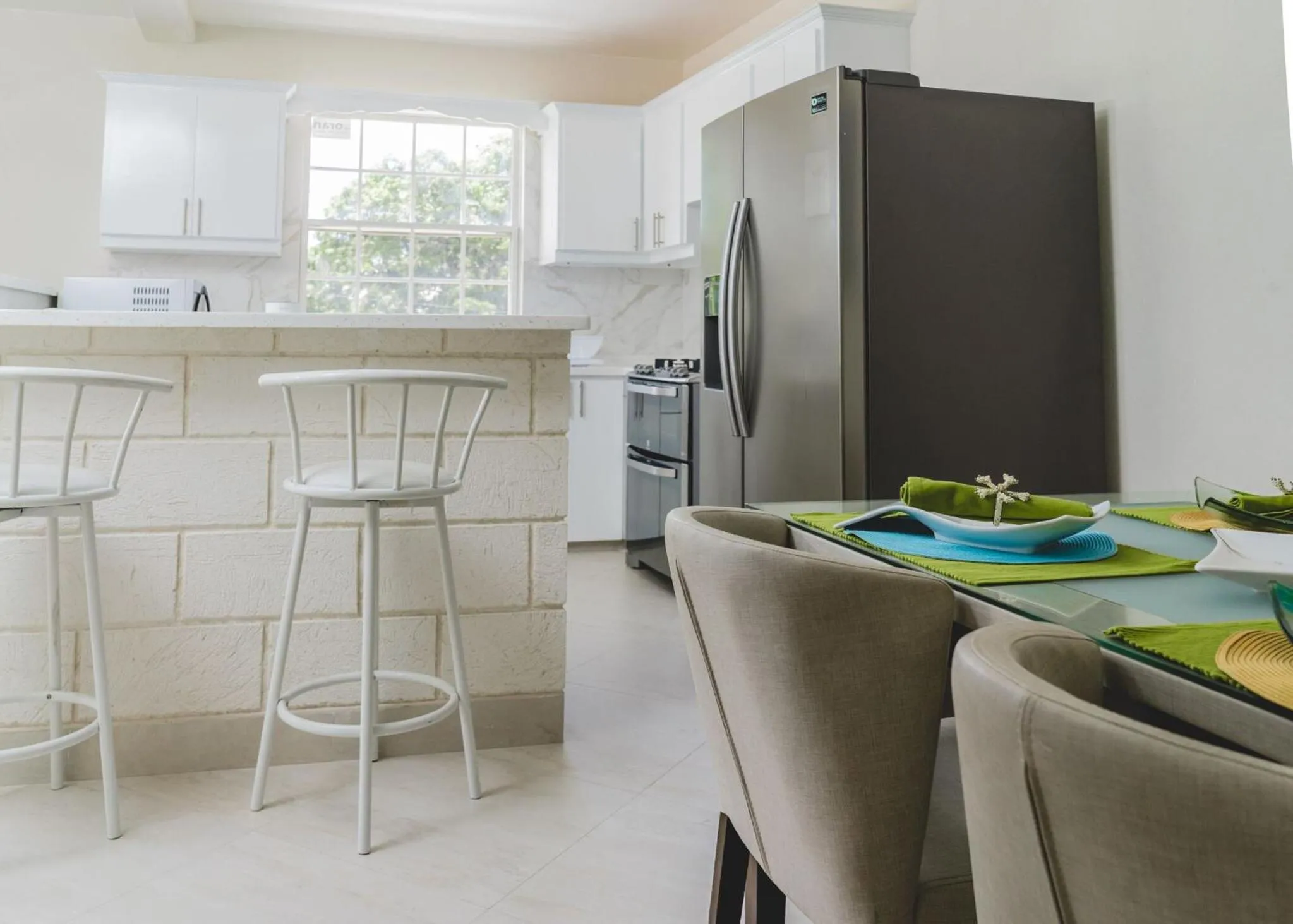 Ez Living Apartments