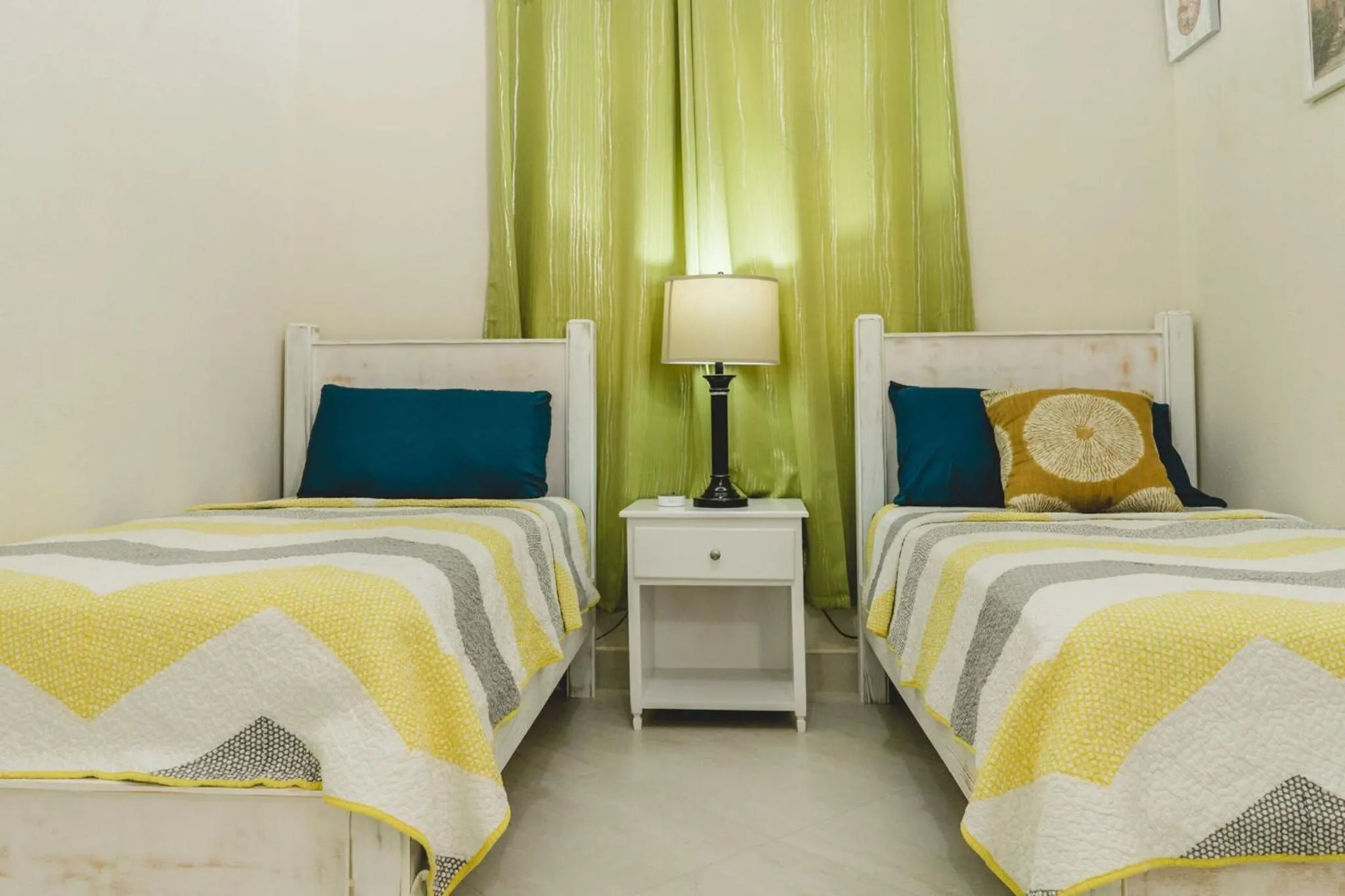 Ez Living Apartments