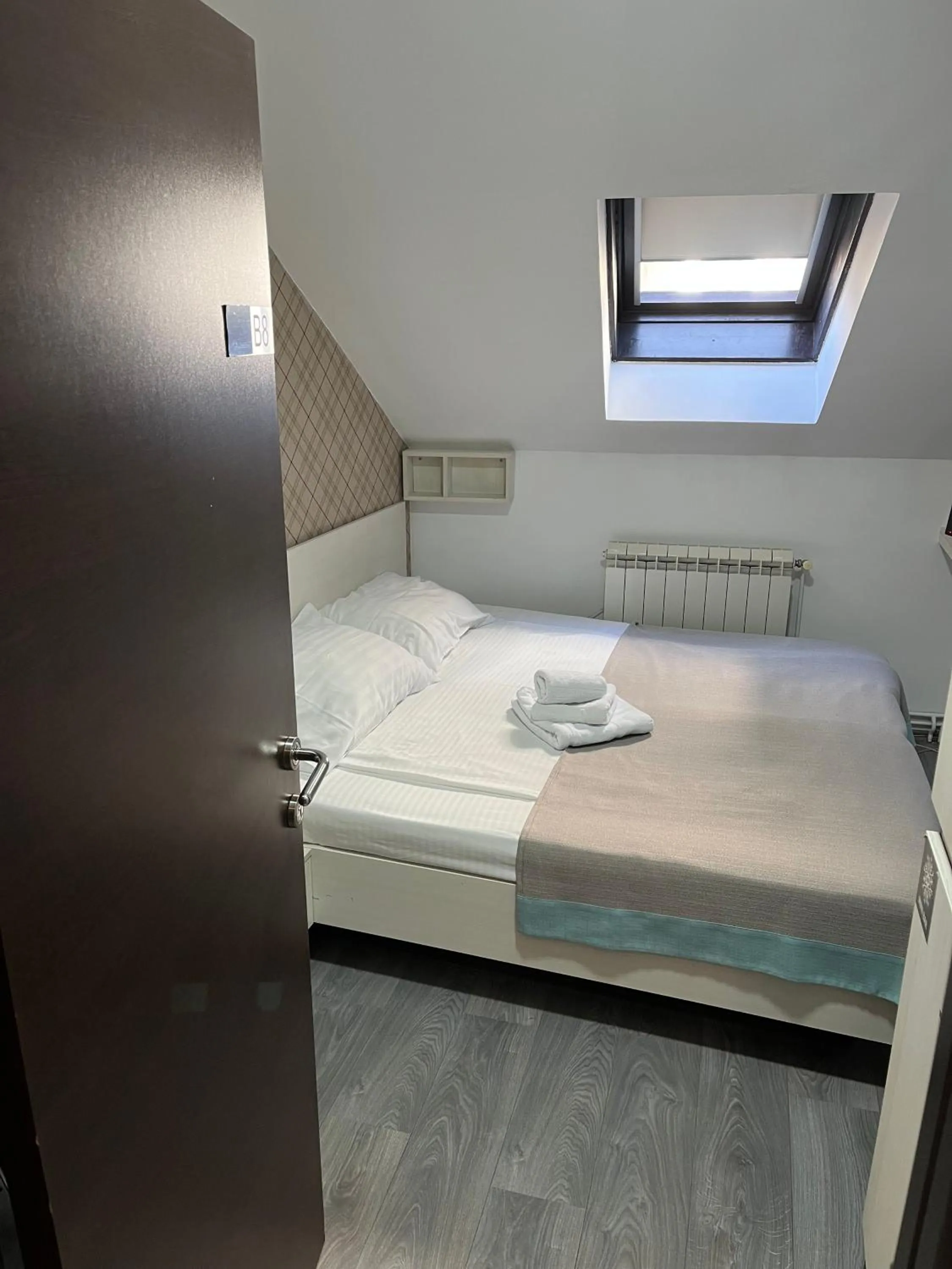 Bed in Garni hotel King