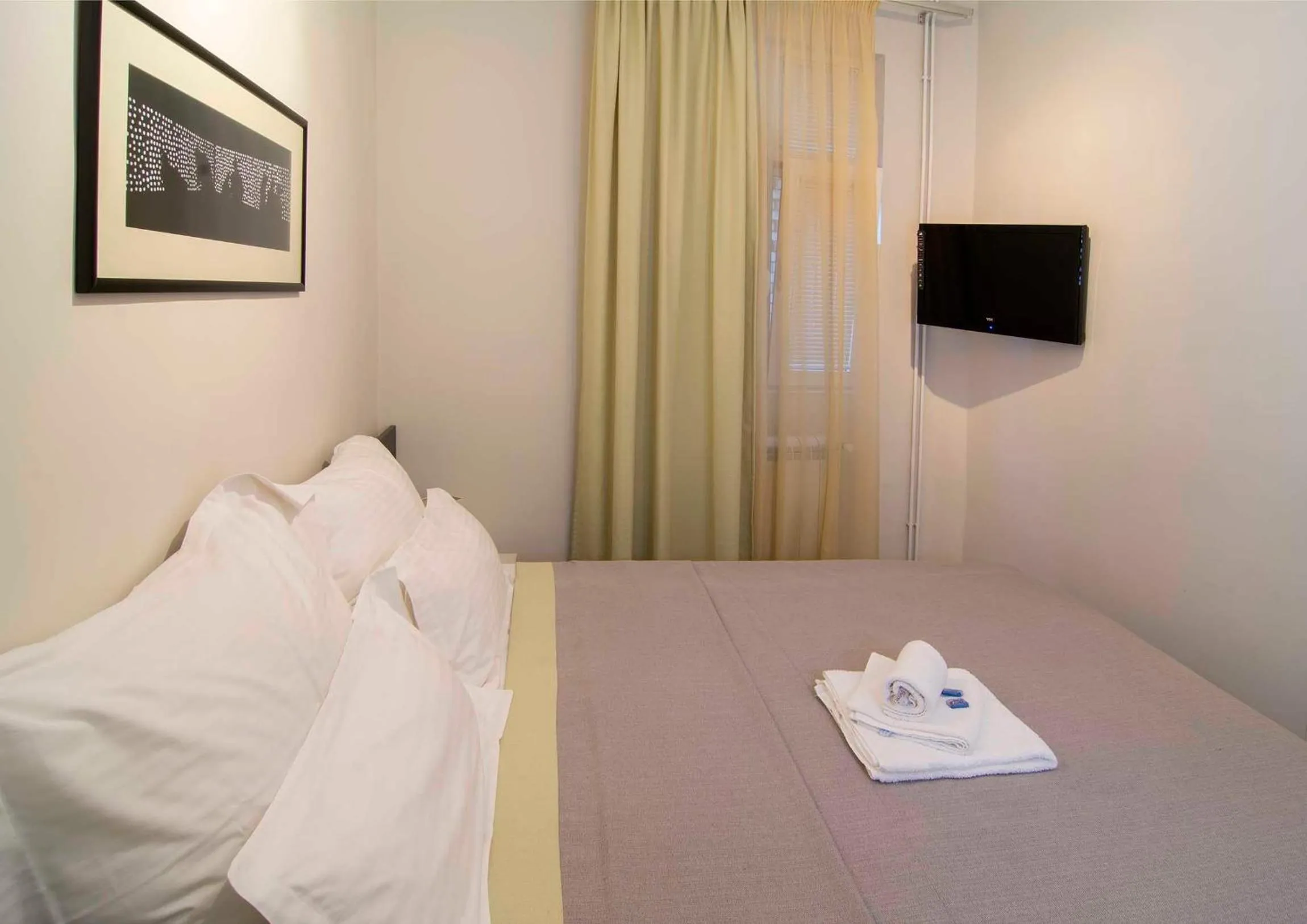 Bed in Garni hotel King