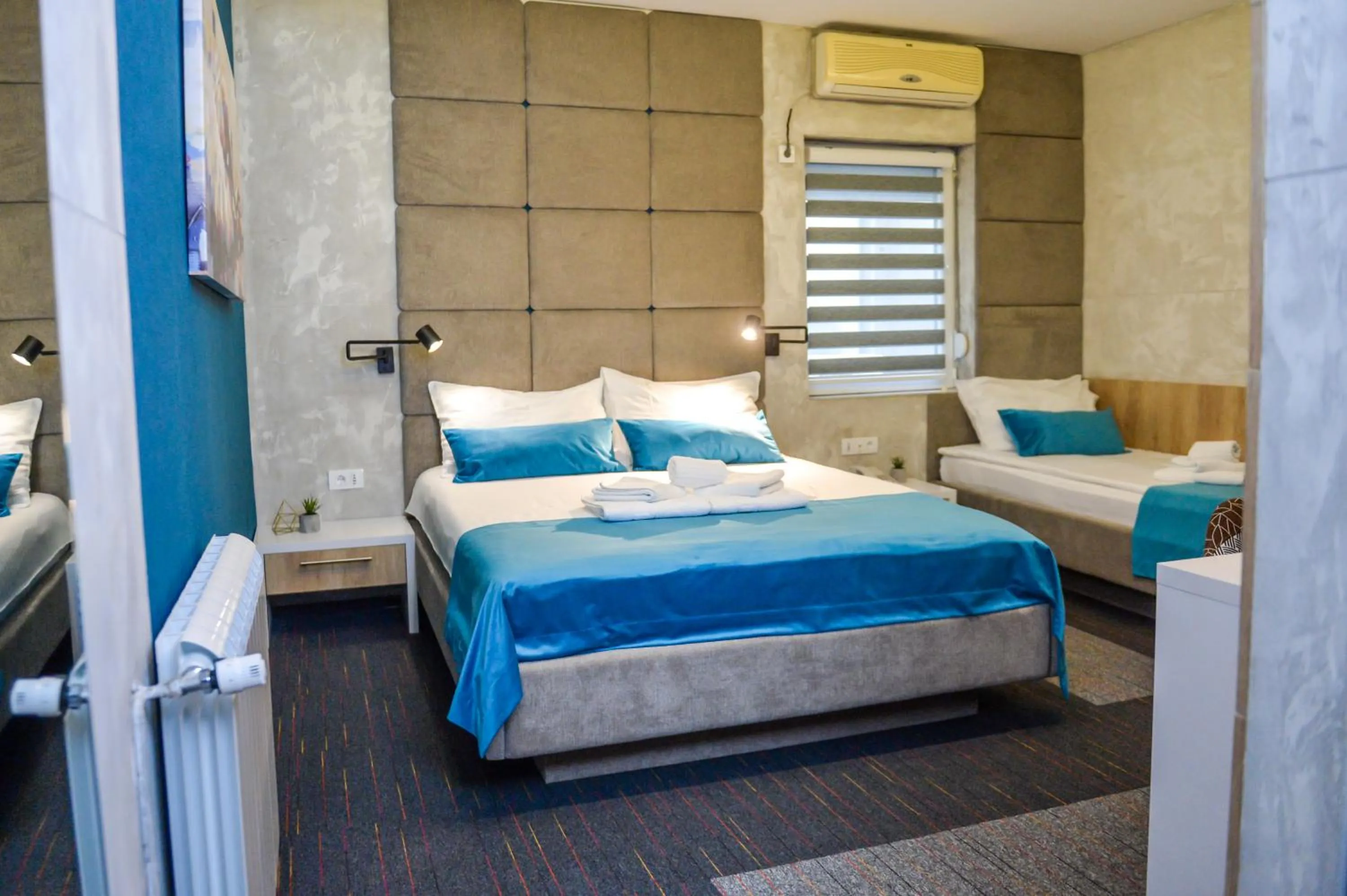 Bed in Garni hotel King