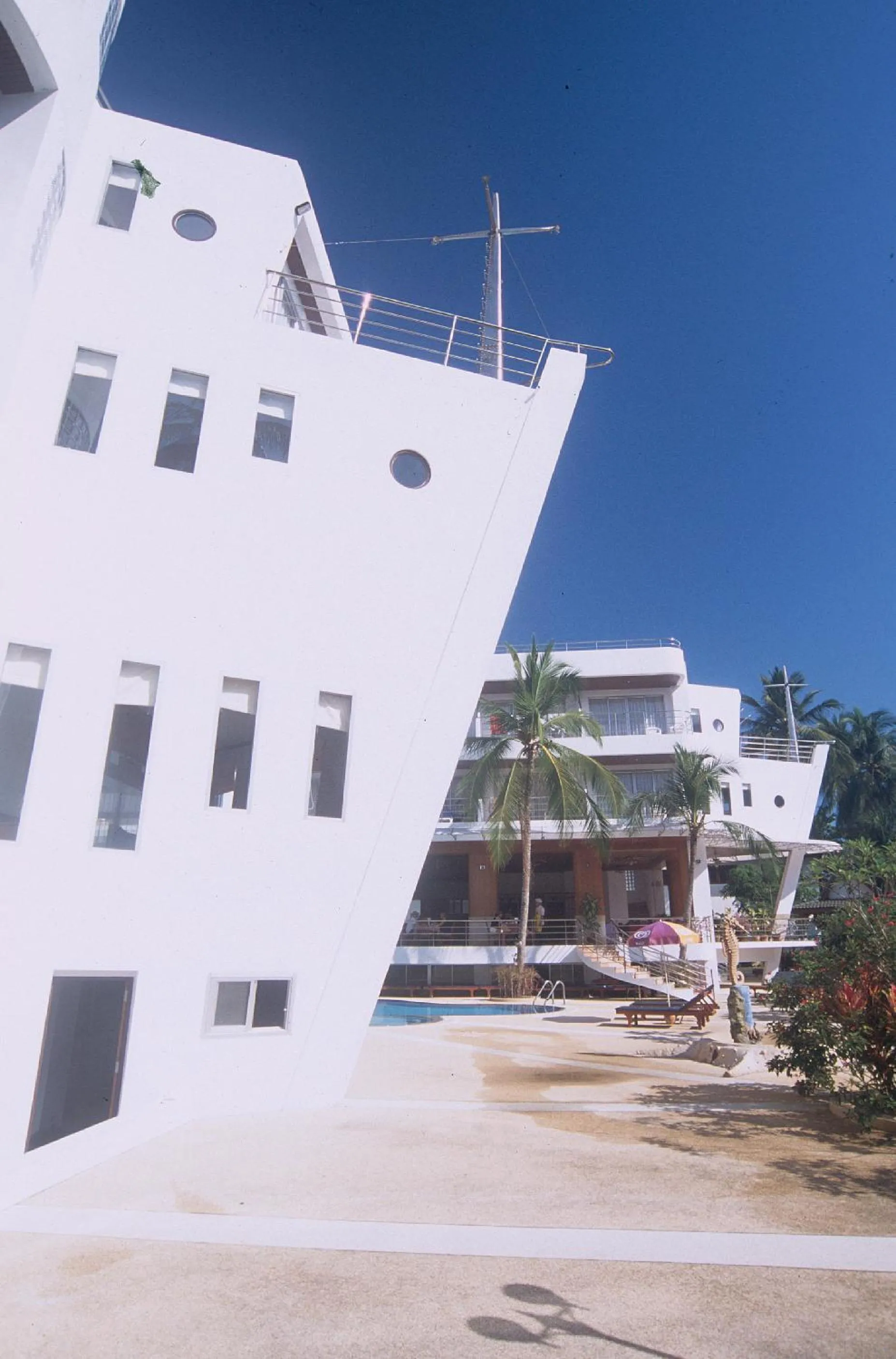 Facade/entrance in Samui First House Hotel