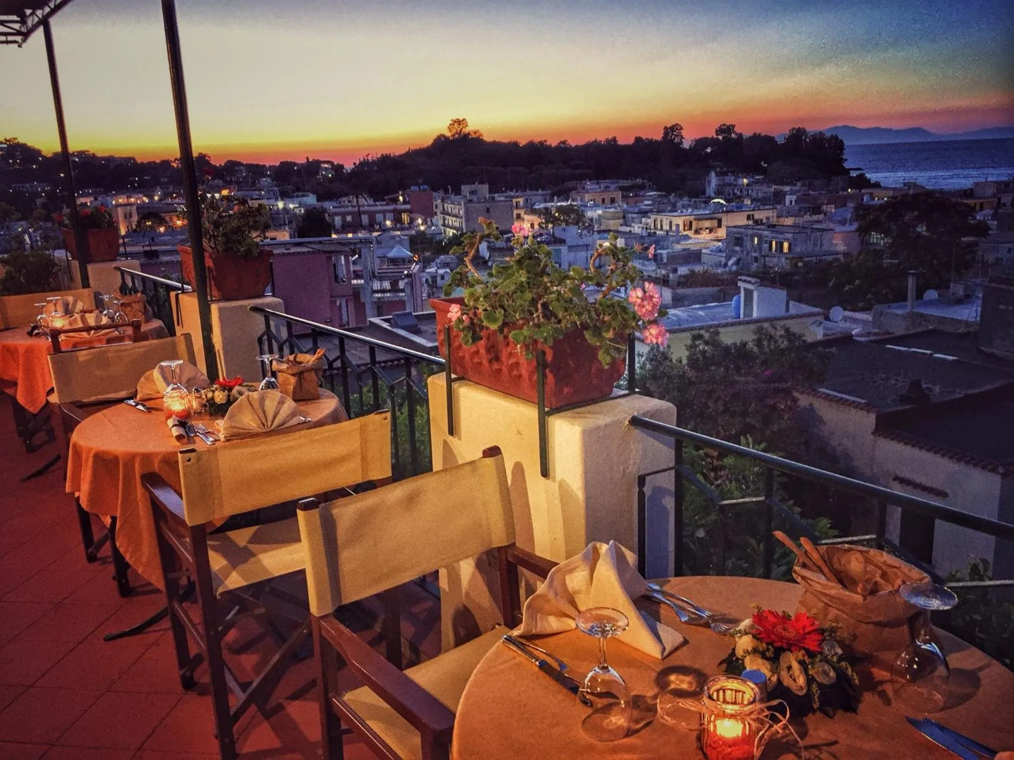 Restaurant/places to eat in Hotel La Villarosa Terme