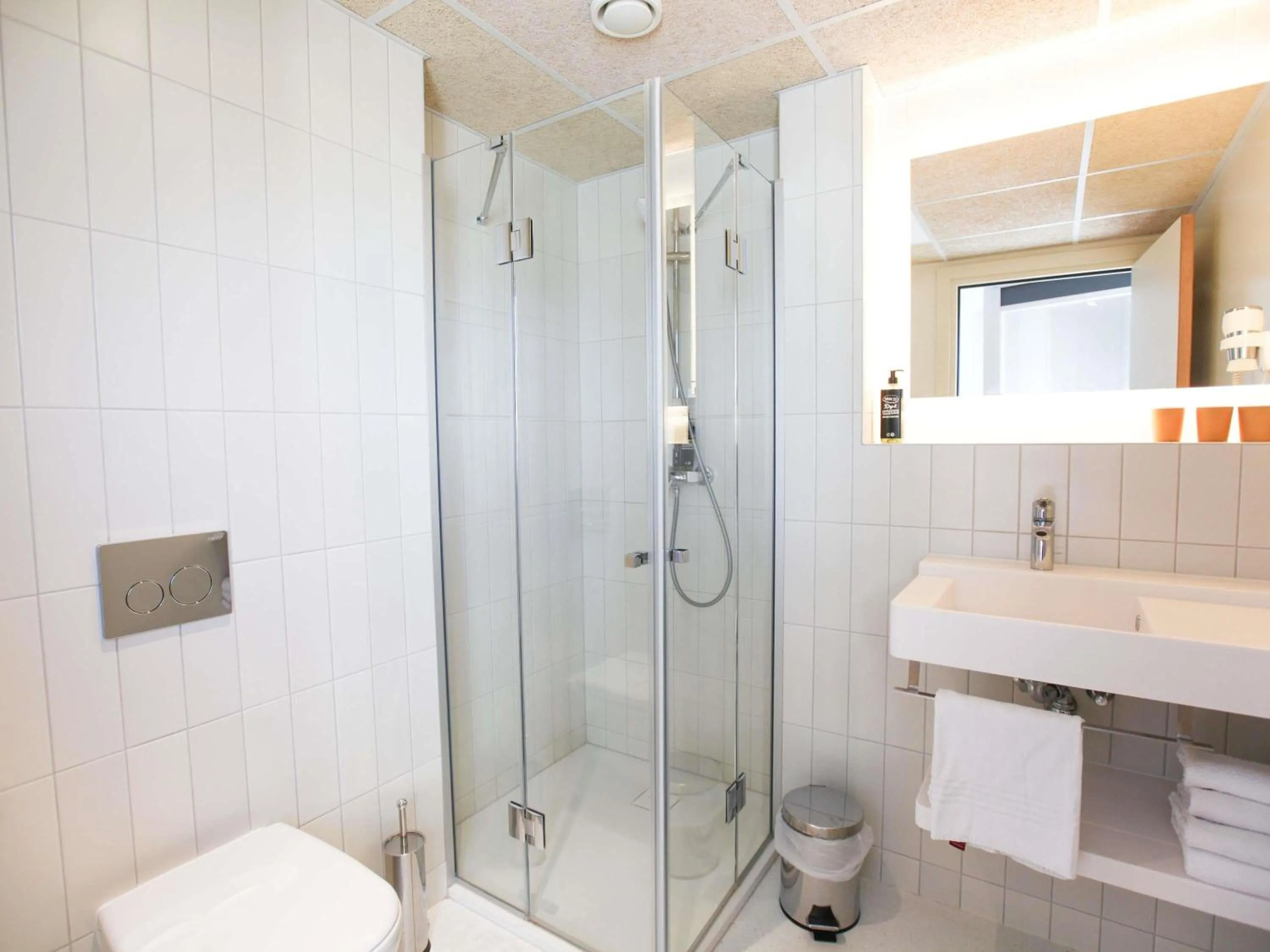 Bedroom in ibis budget Strasbourg Sud Illkirch