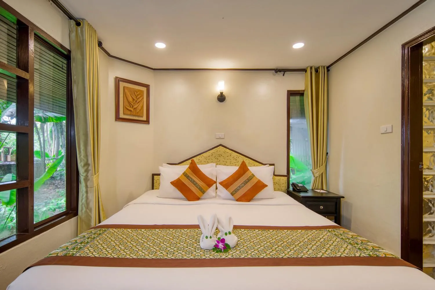 Bedroom, Bed in Princess Kamala Beachfront Hotel - SHA Extra Plus