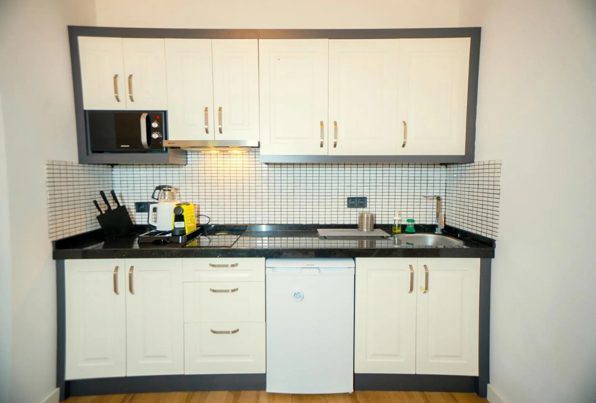 Coffee/tea facilities in Camyuva Beach Hotel