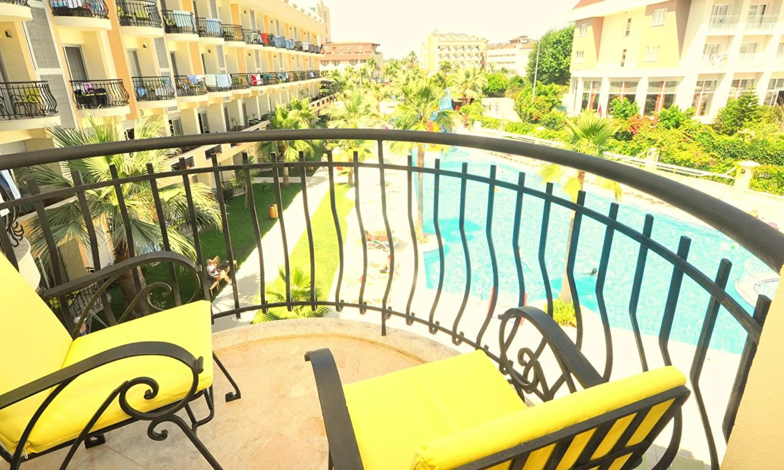 Swimming pool in Camyuva Beach Hotel