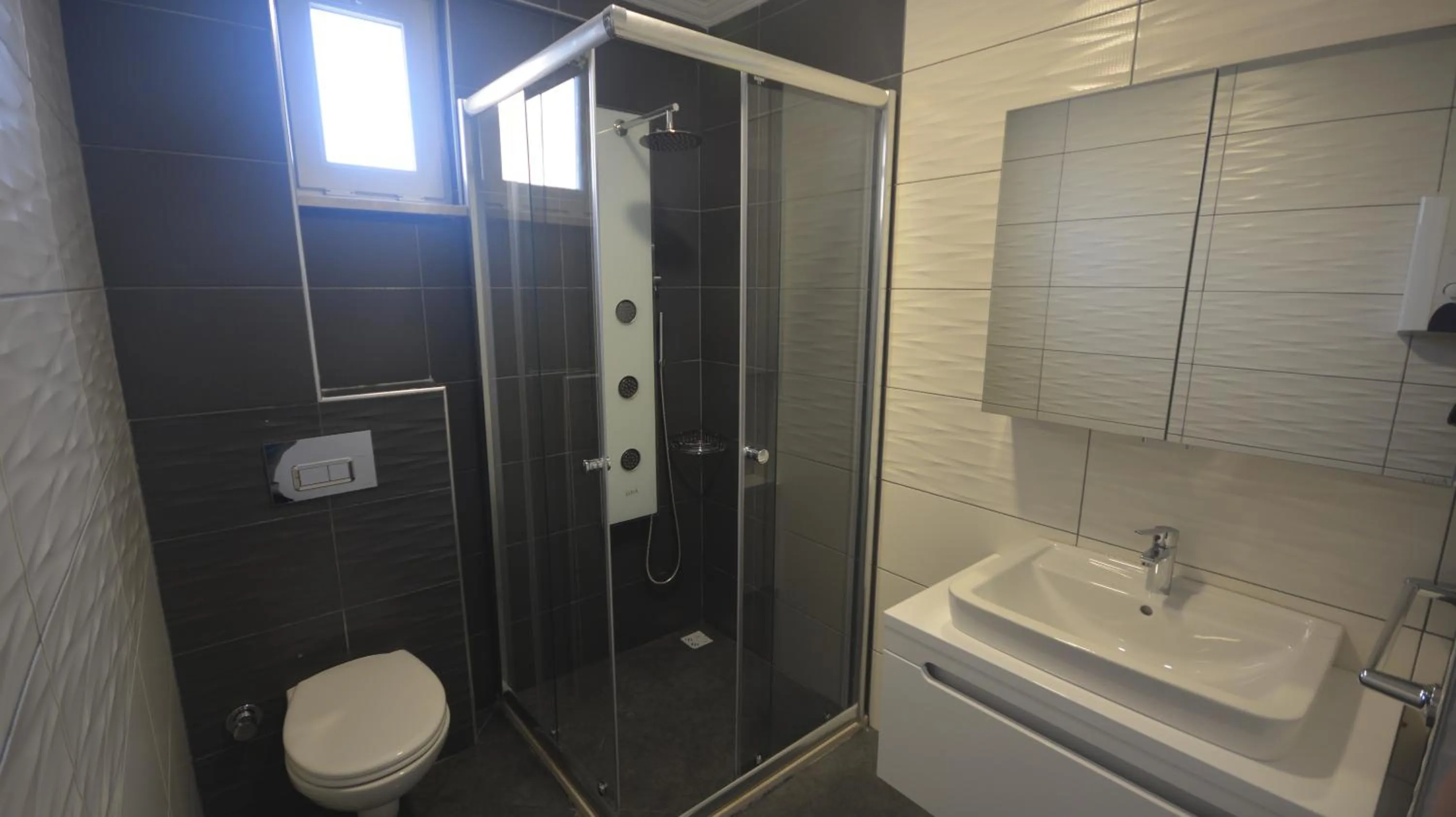 Shower in Camyuva Beach Hotel