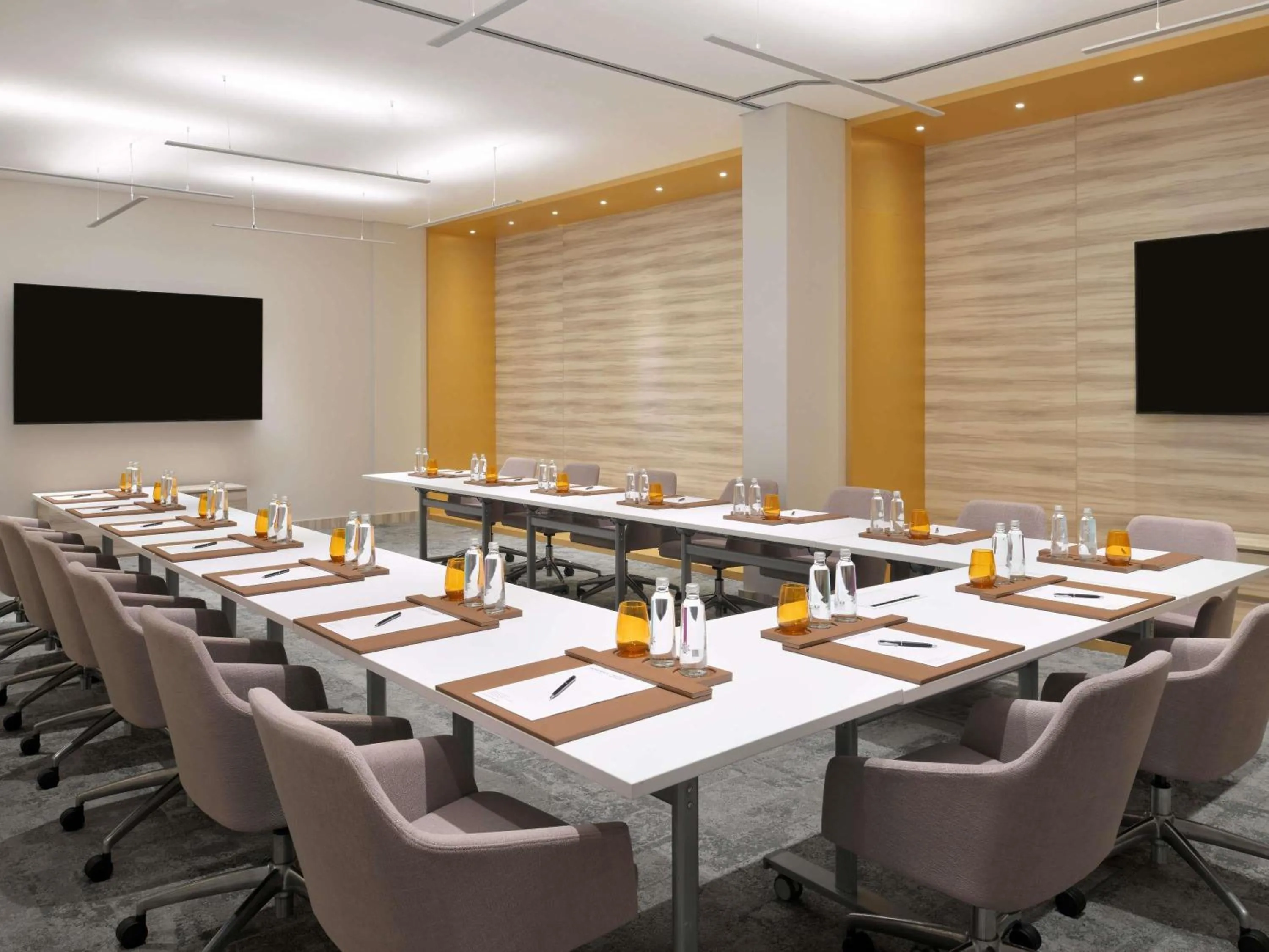 Meeting/conference room in Mövenpick Hotel Tahlia Jeddah