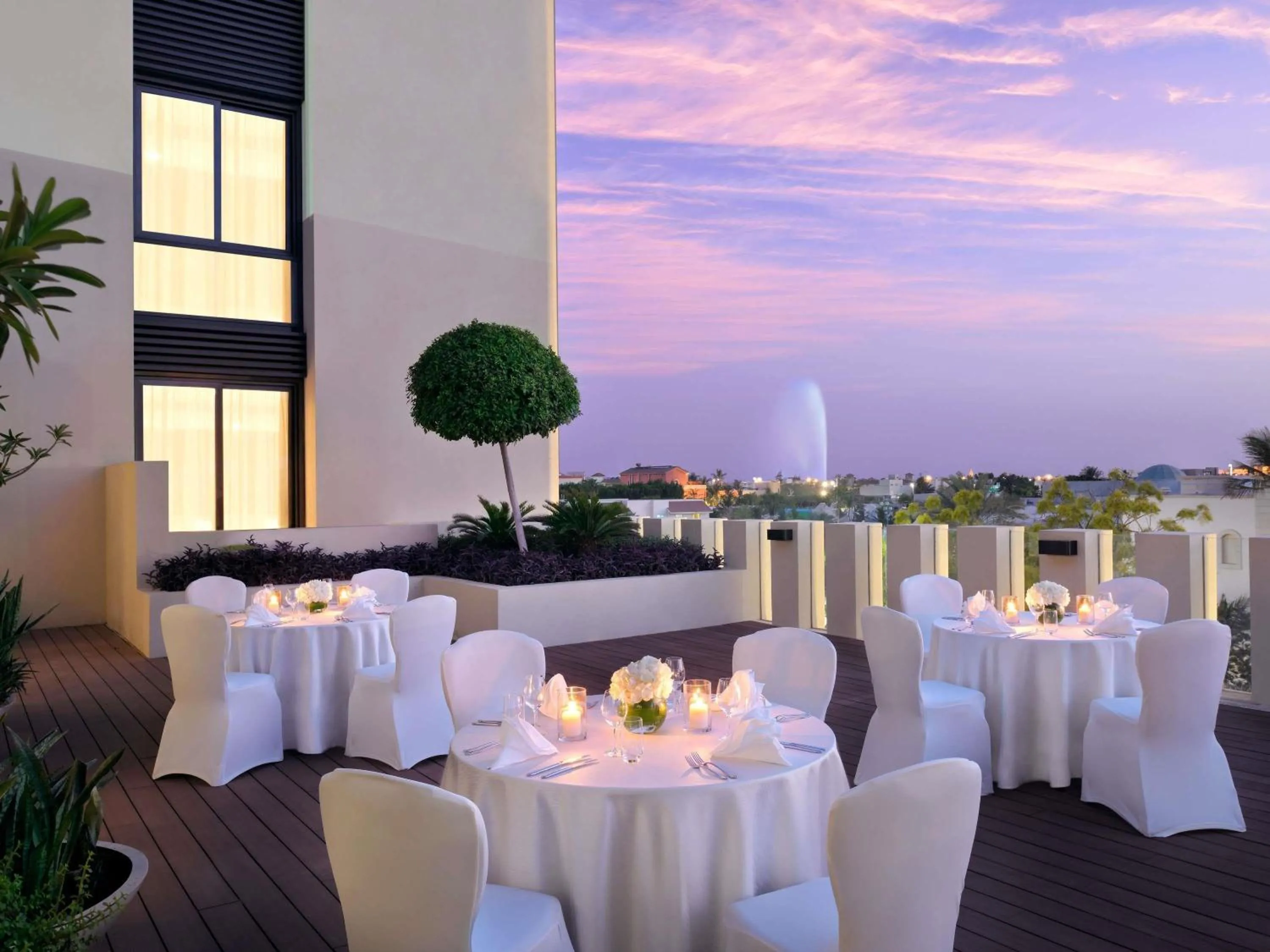 Meeting/conference room in Mövenpick Hotel Tahlia Jeddah