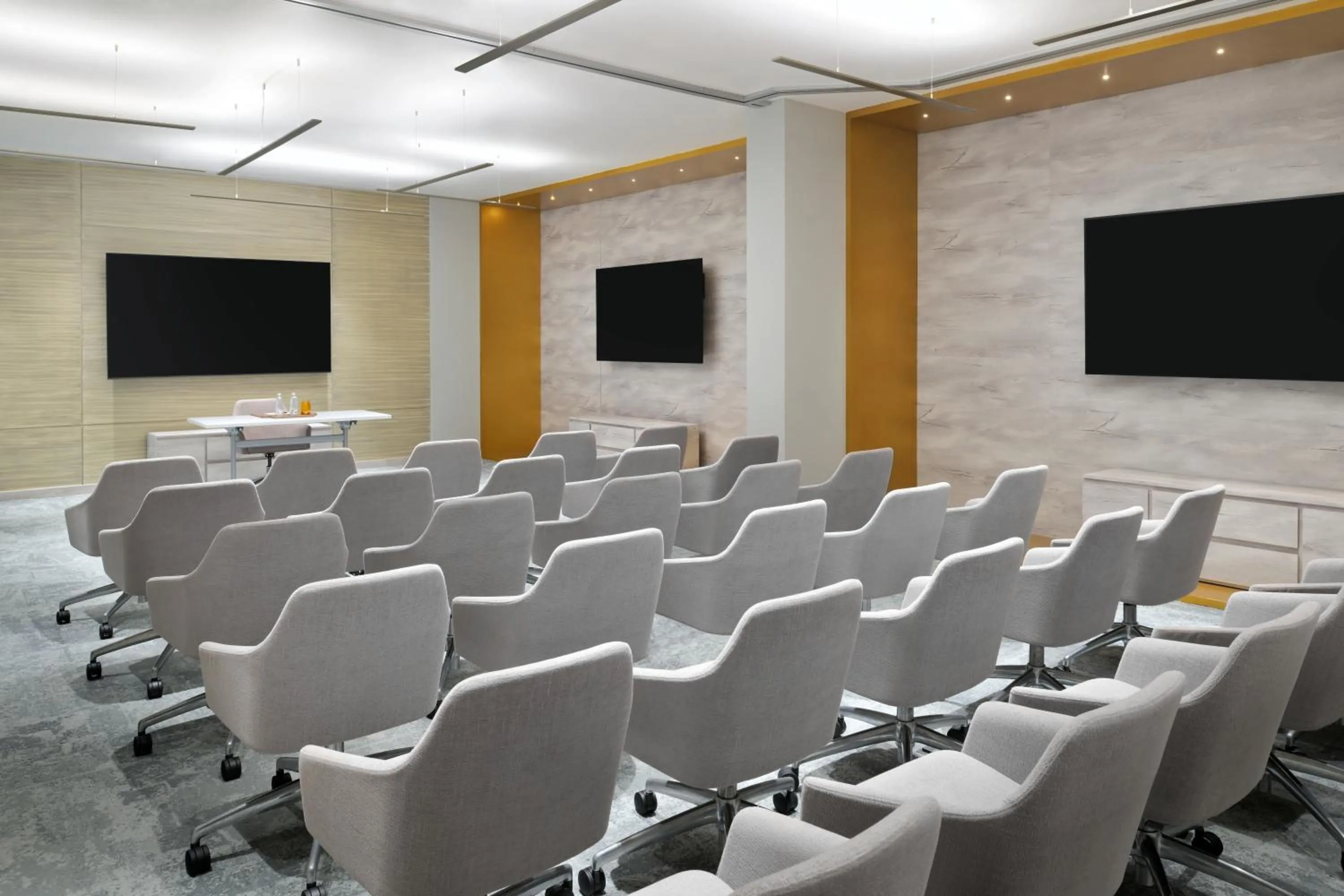 Property building in Mövenpick Hotel Tahlia Jeddah