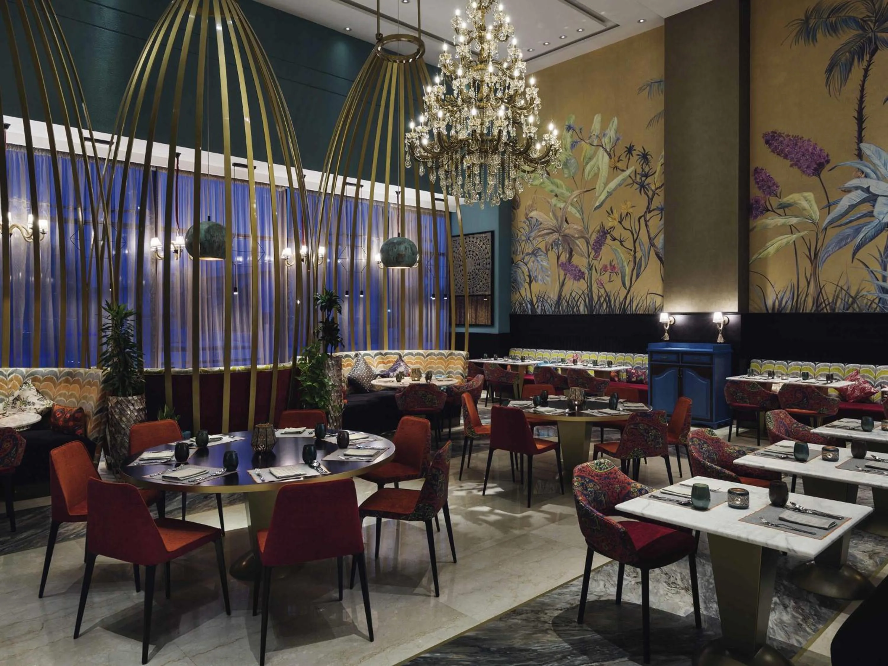 Restaurant/places to eat in Mövenpick Hotel Tahlia Jeddah
