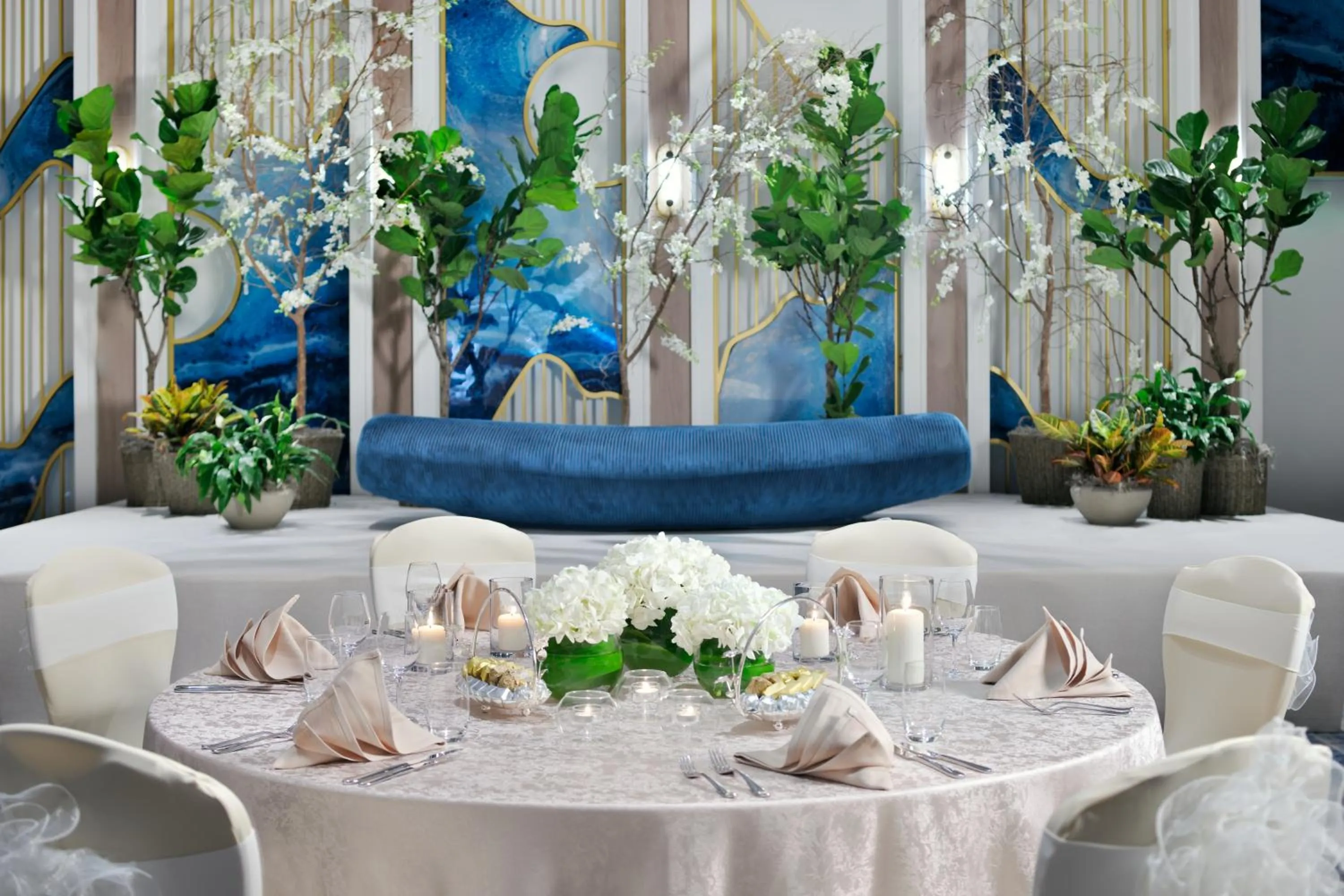 Restaurant/places to eat in Mövenpick Hotel Tahlia Jeddah