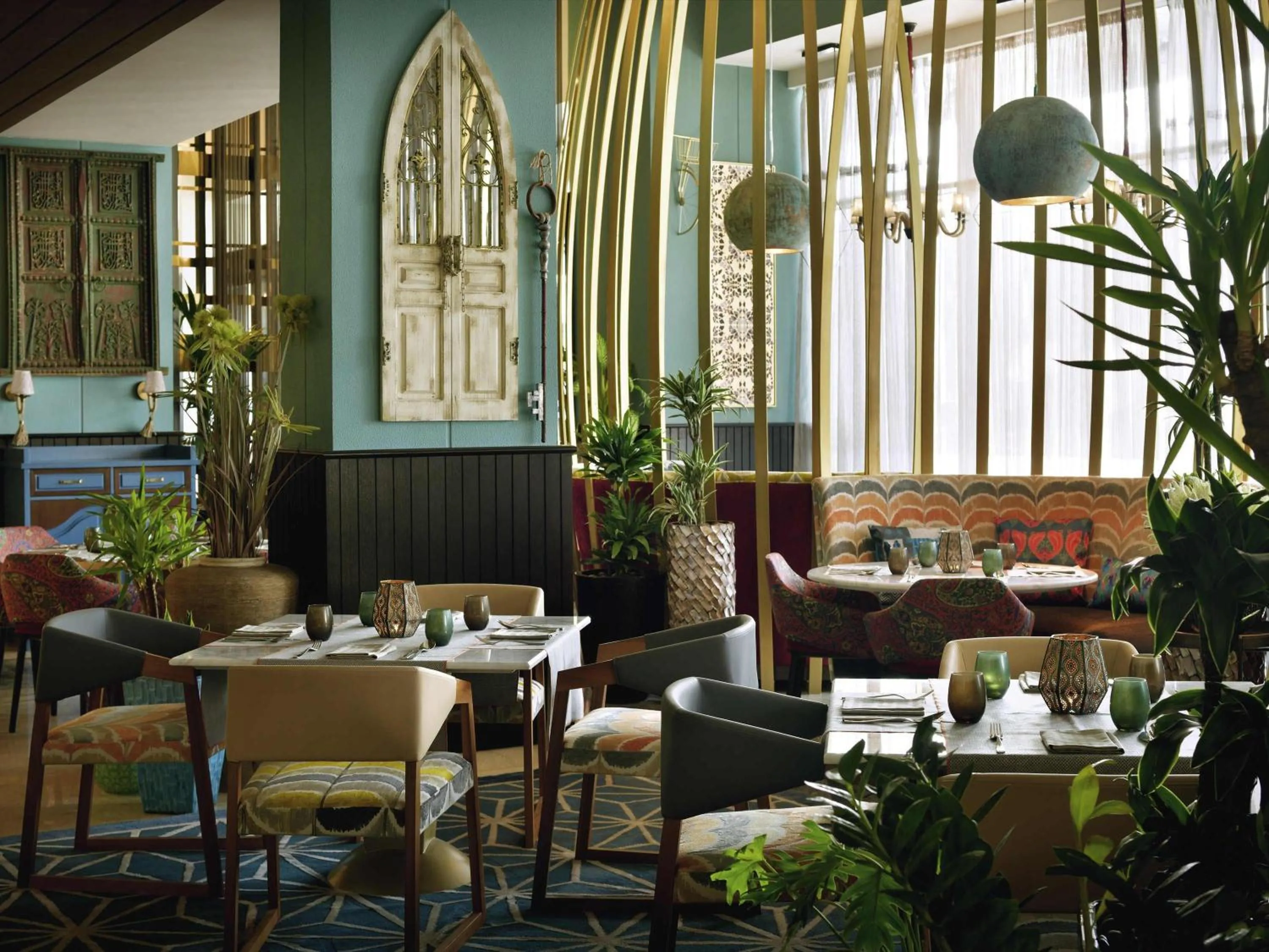 Restaurant/places to eat in Mövenpick Hotel Tahlia Jeddah