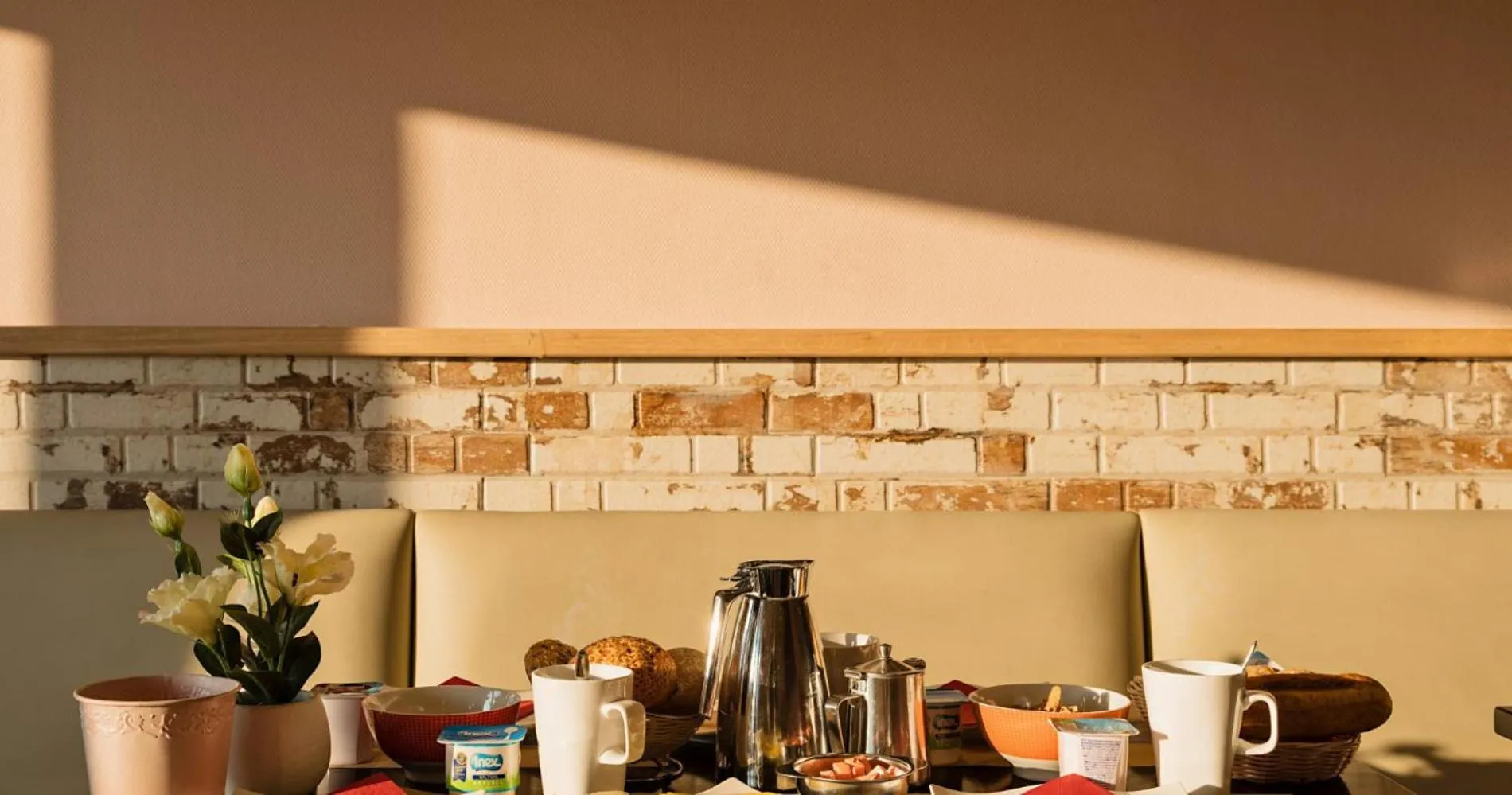 Coffee/tea facilities in Hotel De Zeebries