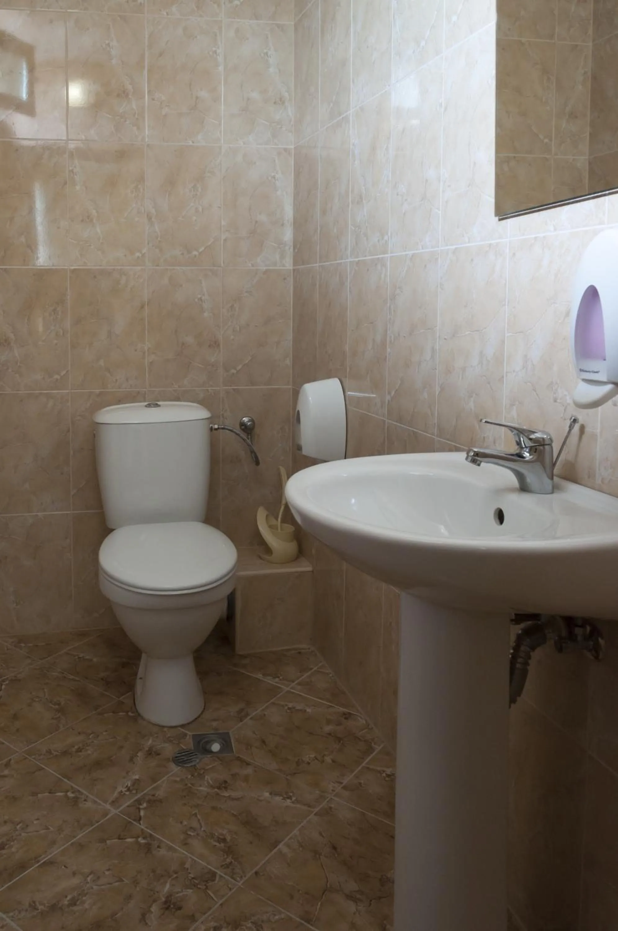 Bathroom in Family Hotel Pautalia