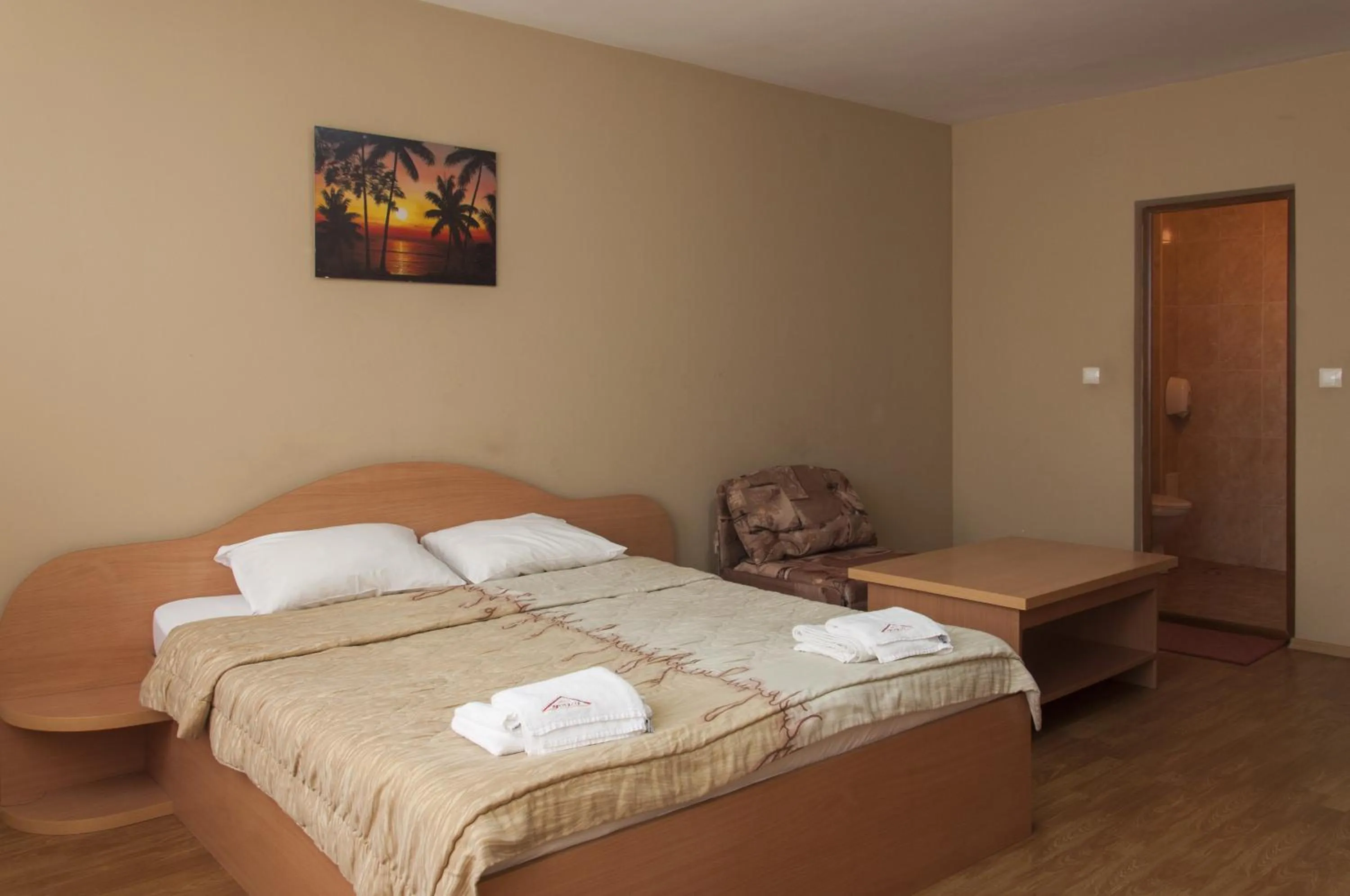 Bedroom, Bed in Family Hotel Pautalia