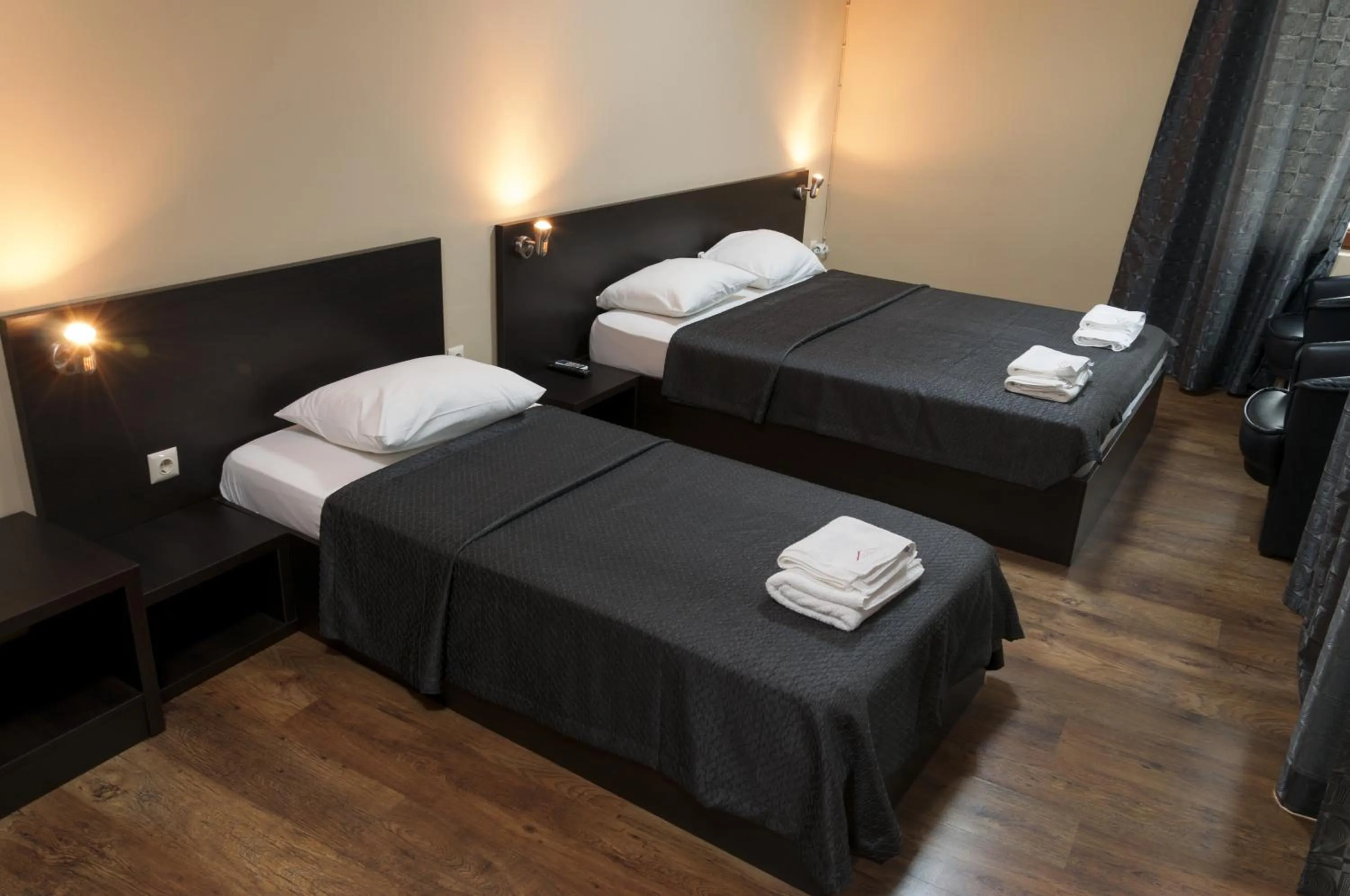 Bedroom, Bed in Family Hotel Pautalia