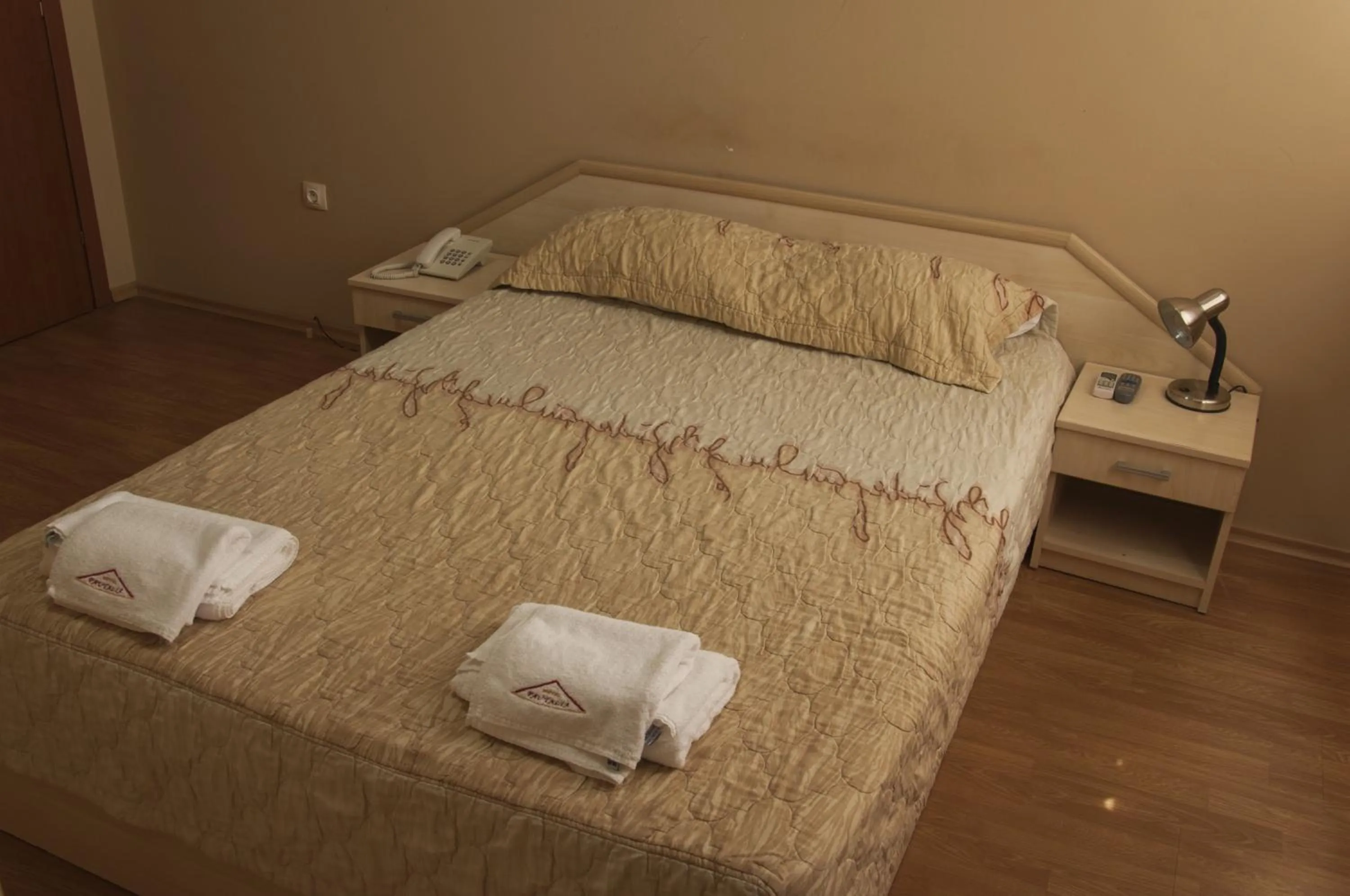 Bedroom, Bed in Family Hotel Pautalia