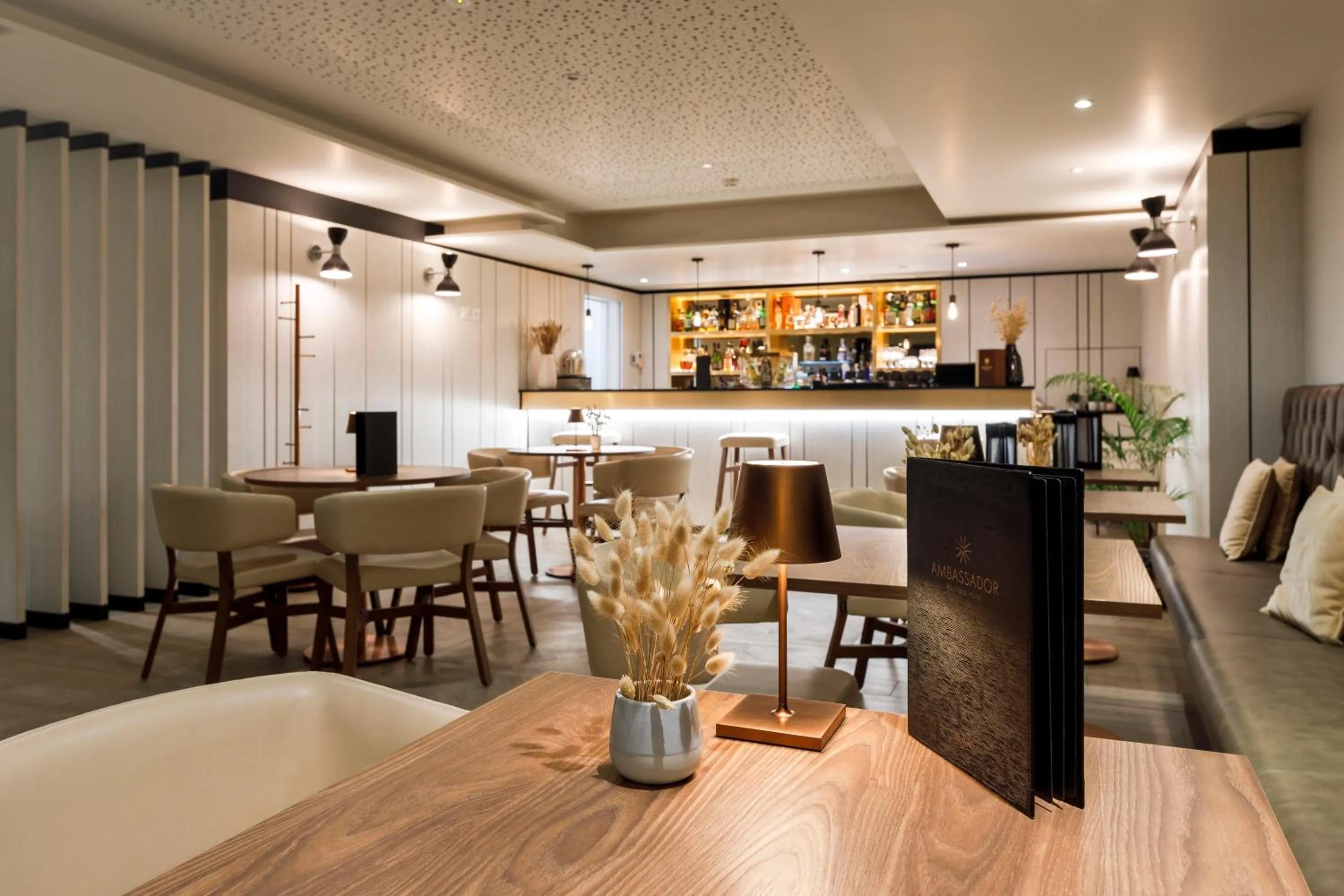 Lounge or bar in Ambassador Boutique Hotel