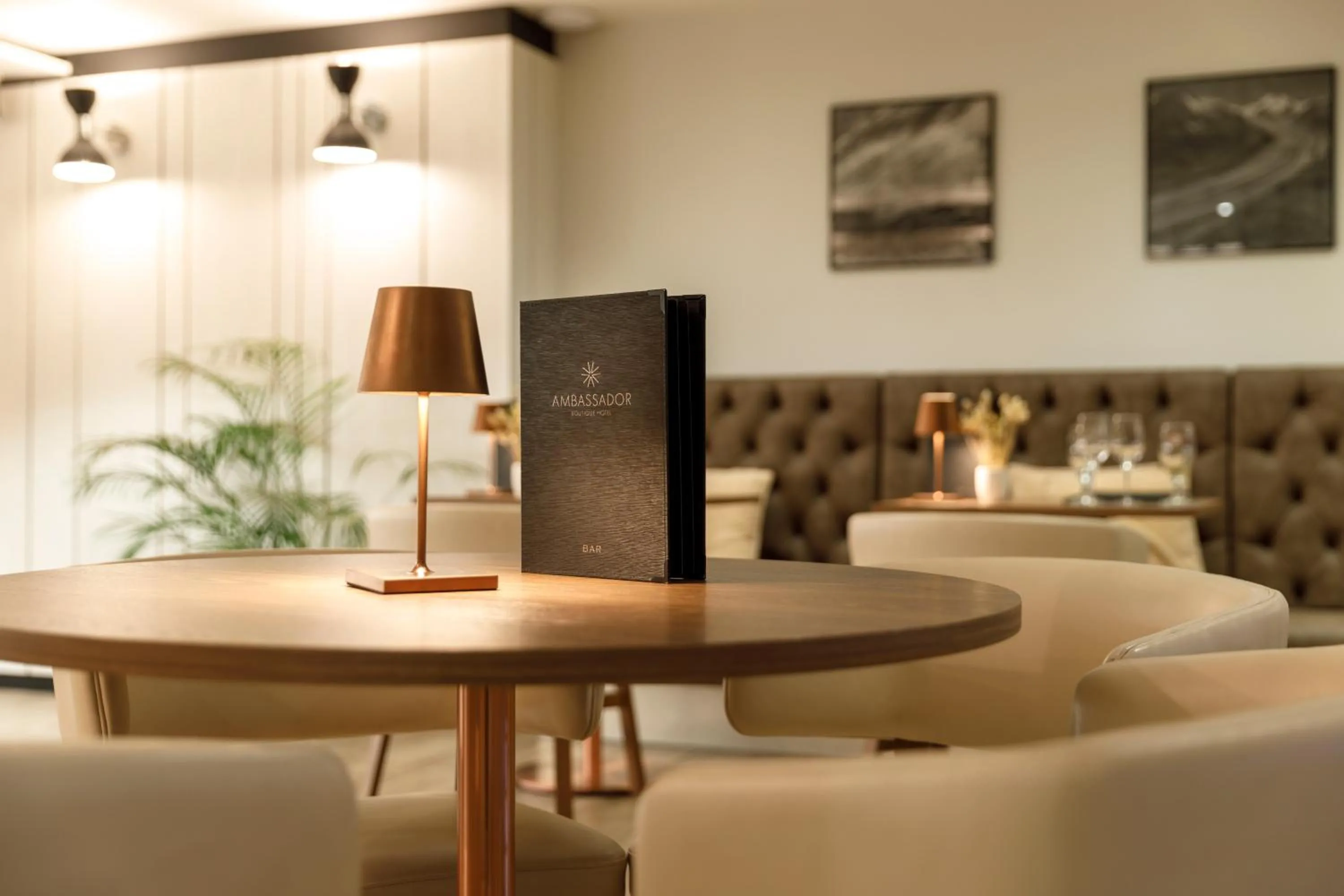 Lounge or bar in Ambassador Boutique Hotel