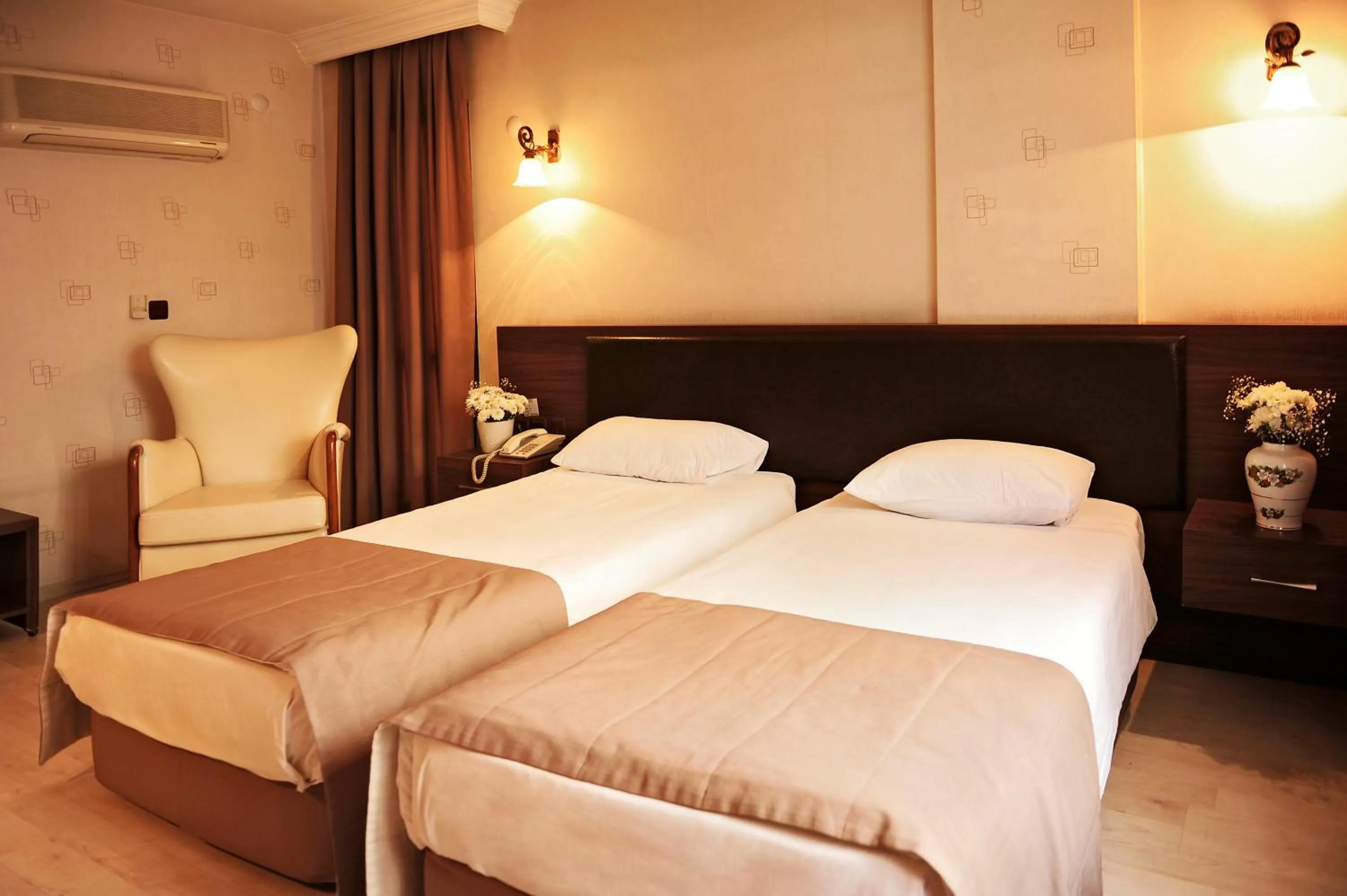 Bed in Üstün Hotel Alsancak