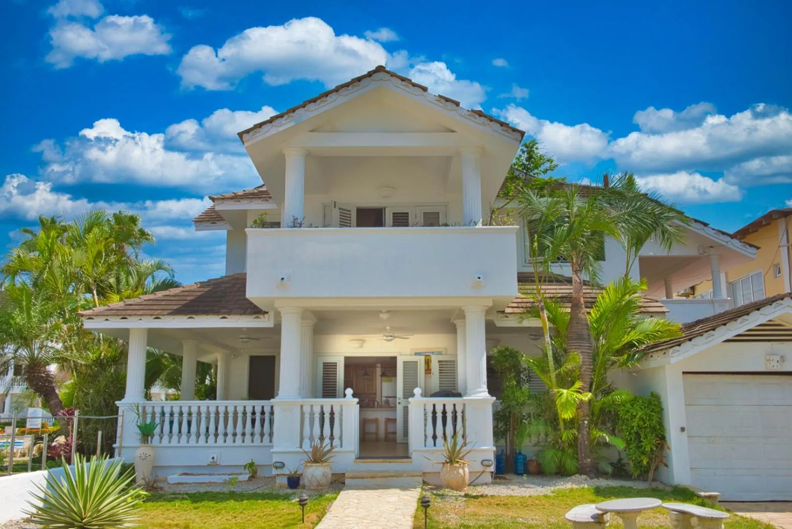 Property building in Hotel Villas Palmas Al Mar