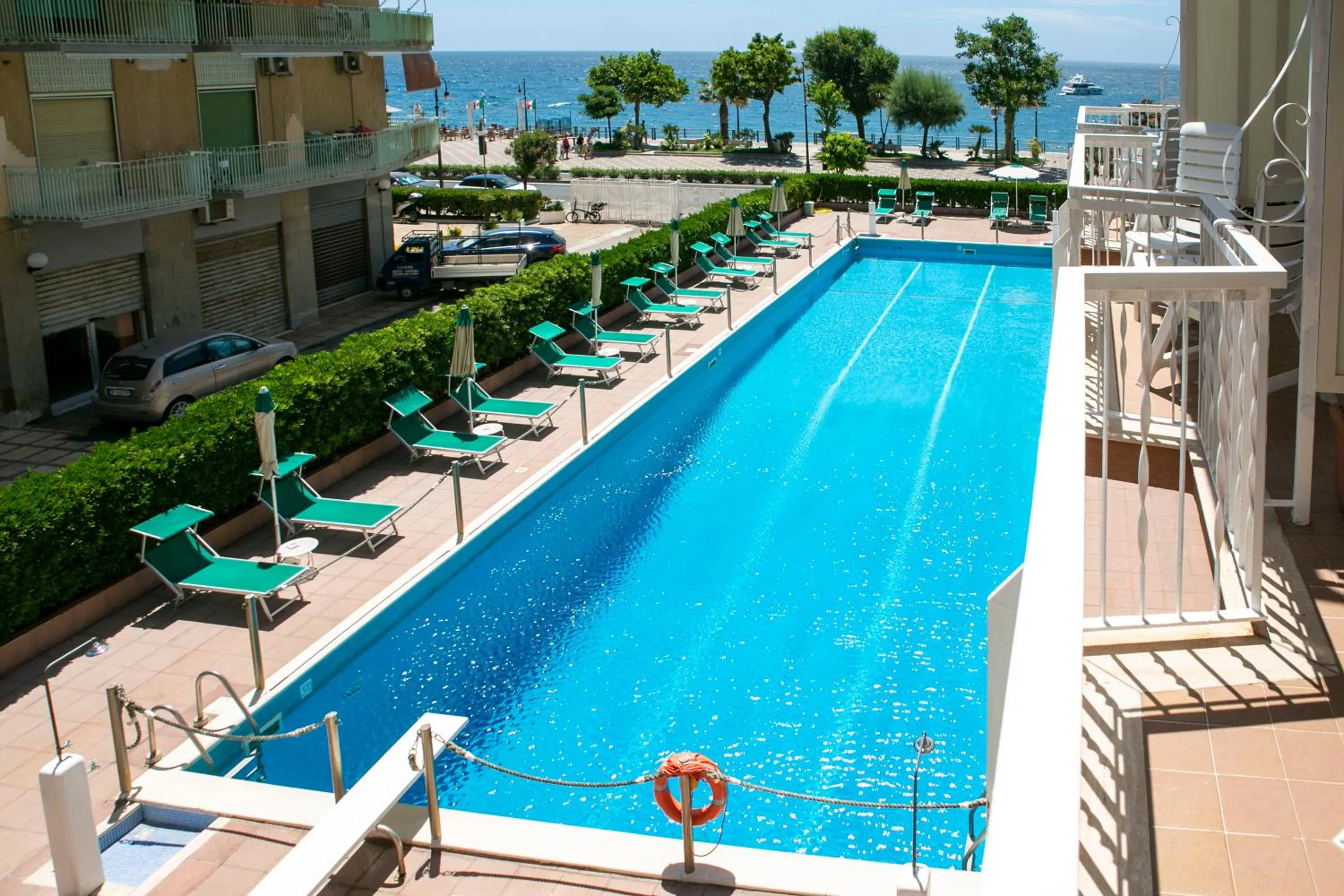 Pool view in Hotel Pietra di Luna