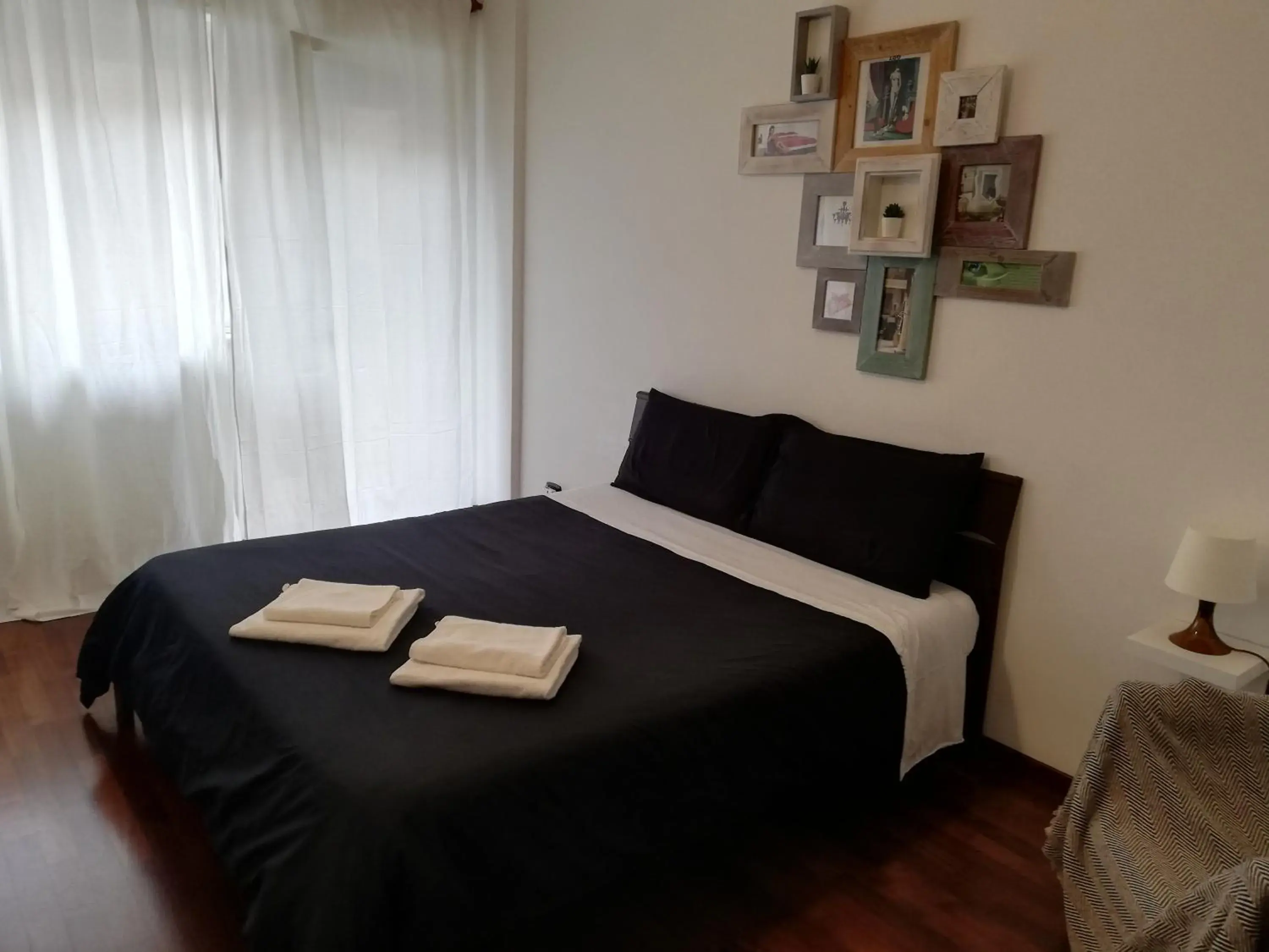 Double Room with Private External Bathroom - single occupancy in De Rossi Holiday Double Room with Private External Bathroom - single occupancy in De Rossi Holiday