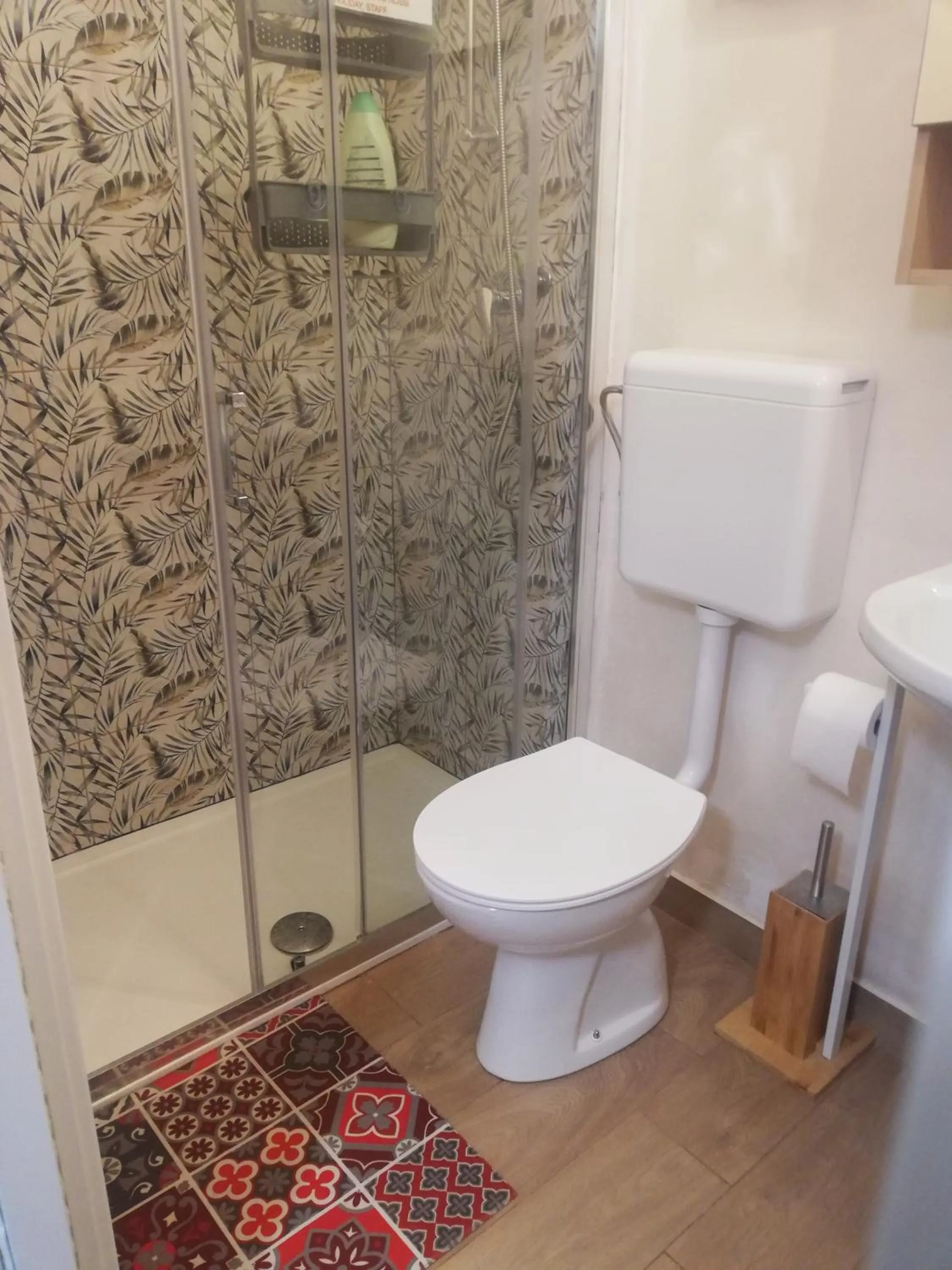 Shower in De Rossi Holiday