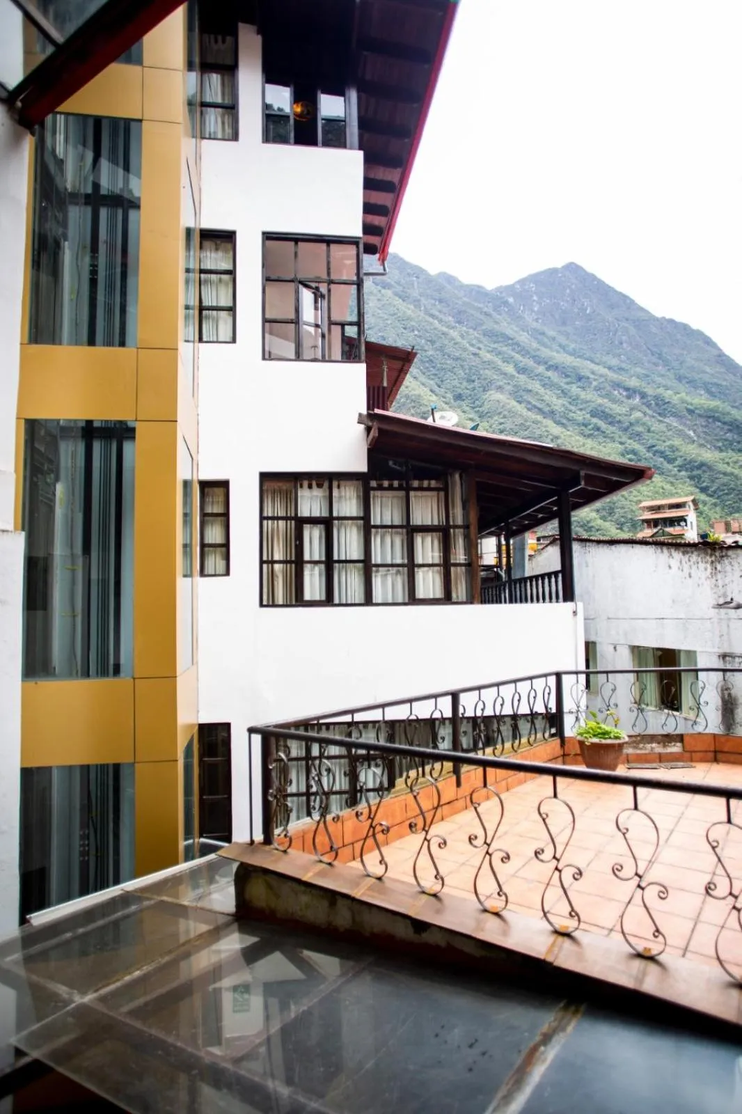 Gringo Bill's Boutique Hotel