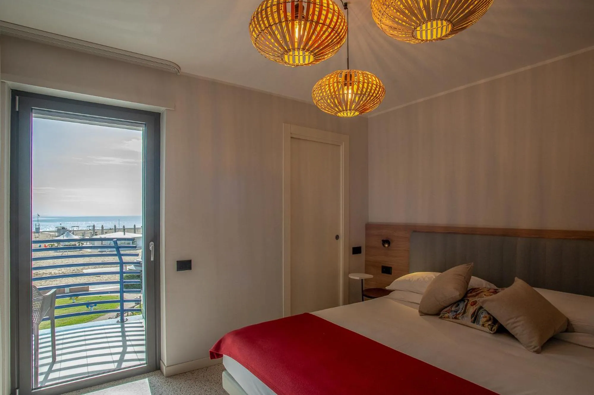 Sea view, Bed in Hotel Sirenetta