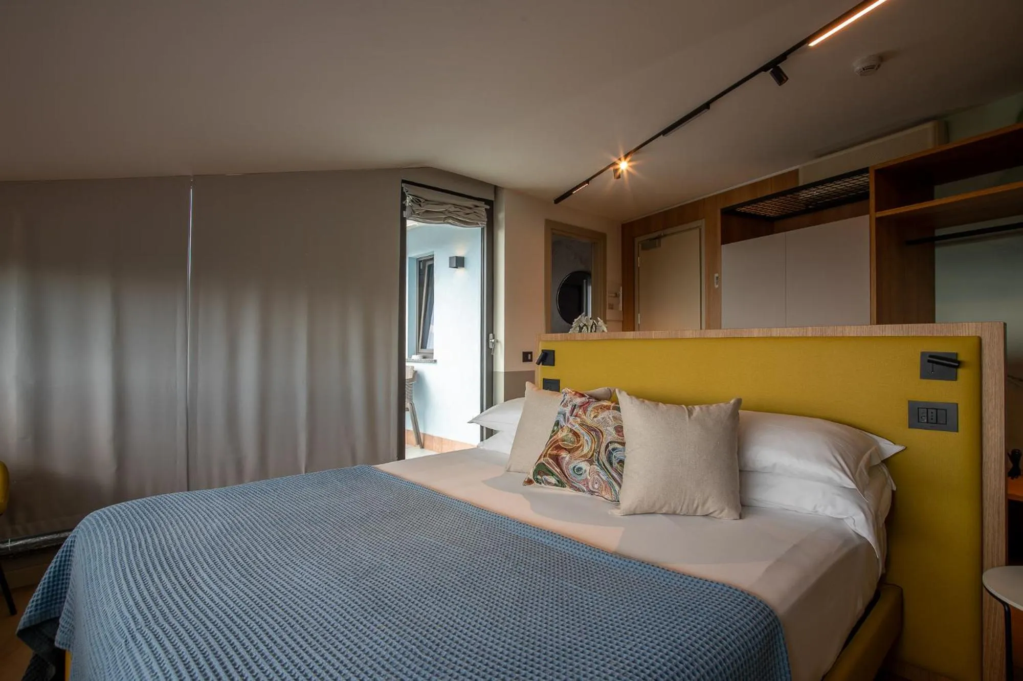 Decorative detail, Bed in Hotel Sirenetta