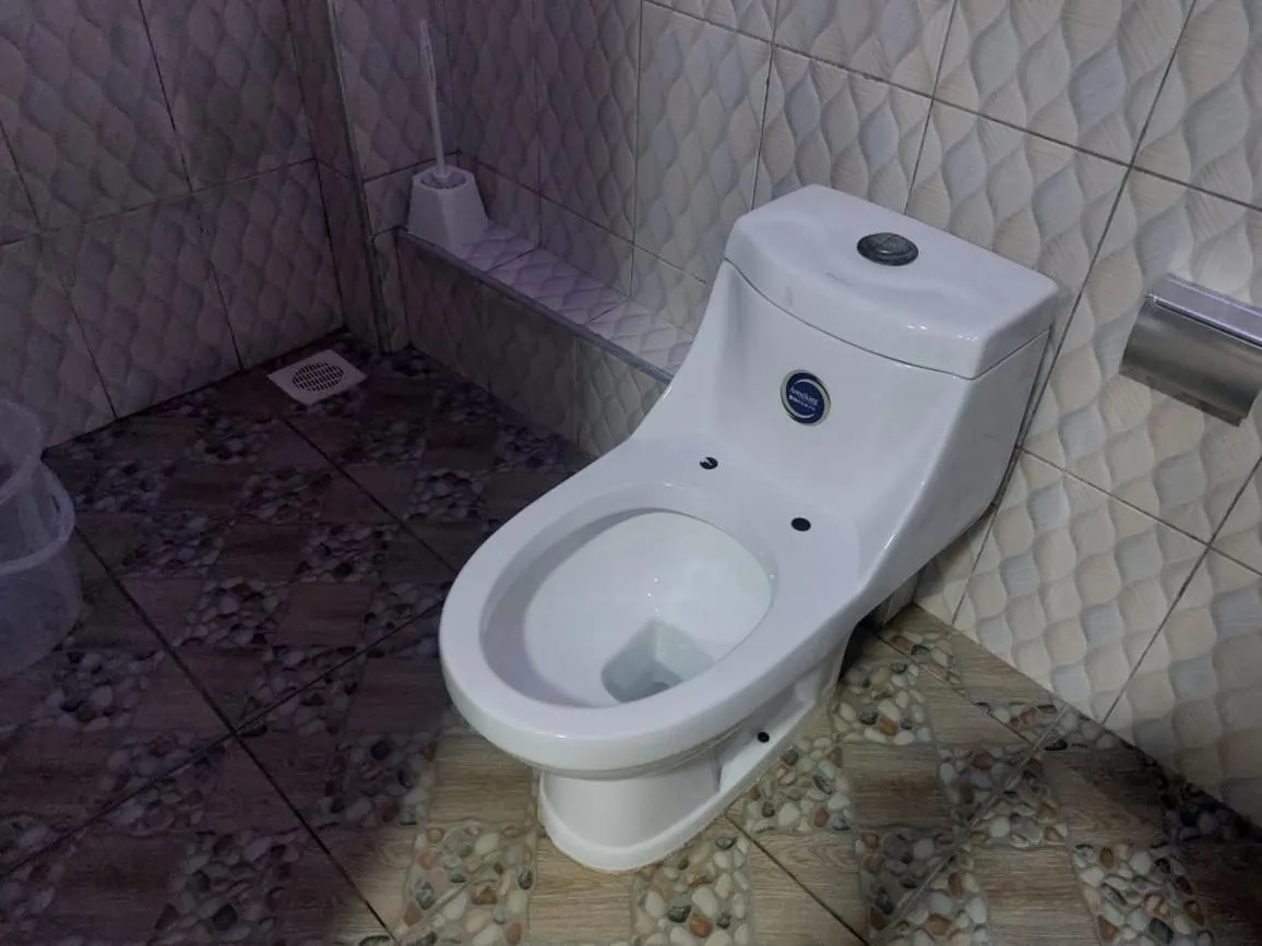 Toilet in Ayodya Suites Nyali