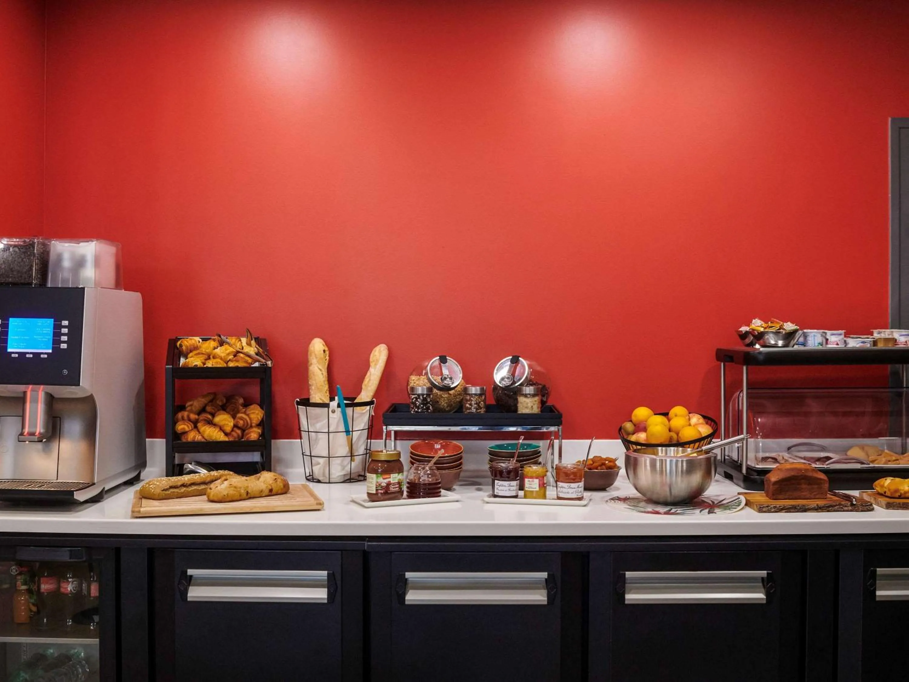 Property building in Ibis Styles Nantes Centre Place Graslin