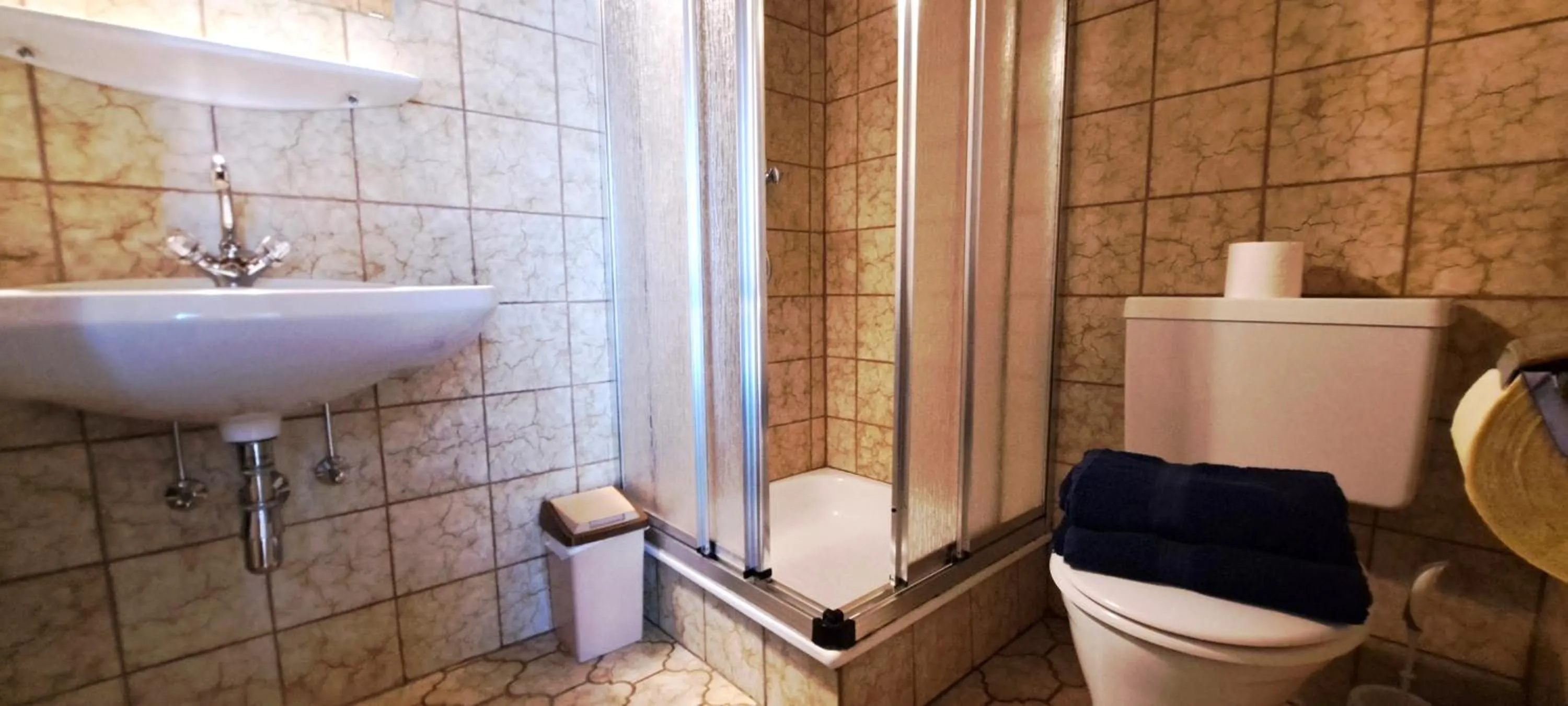Bathroom in Appartements Moser