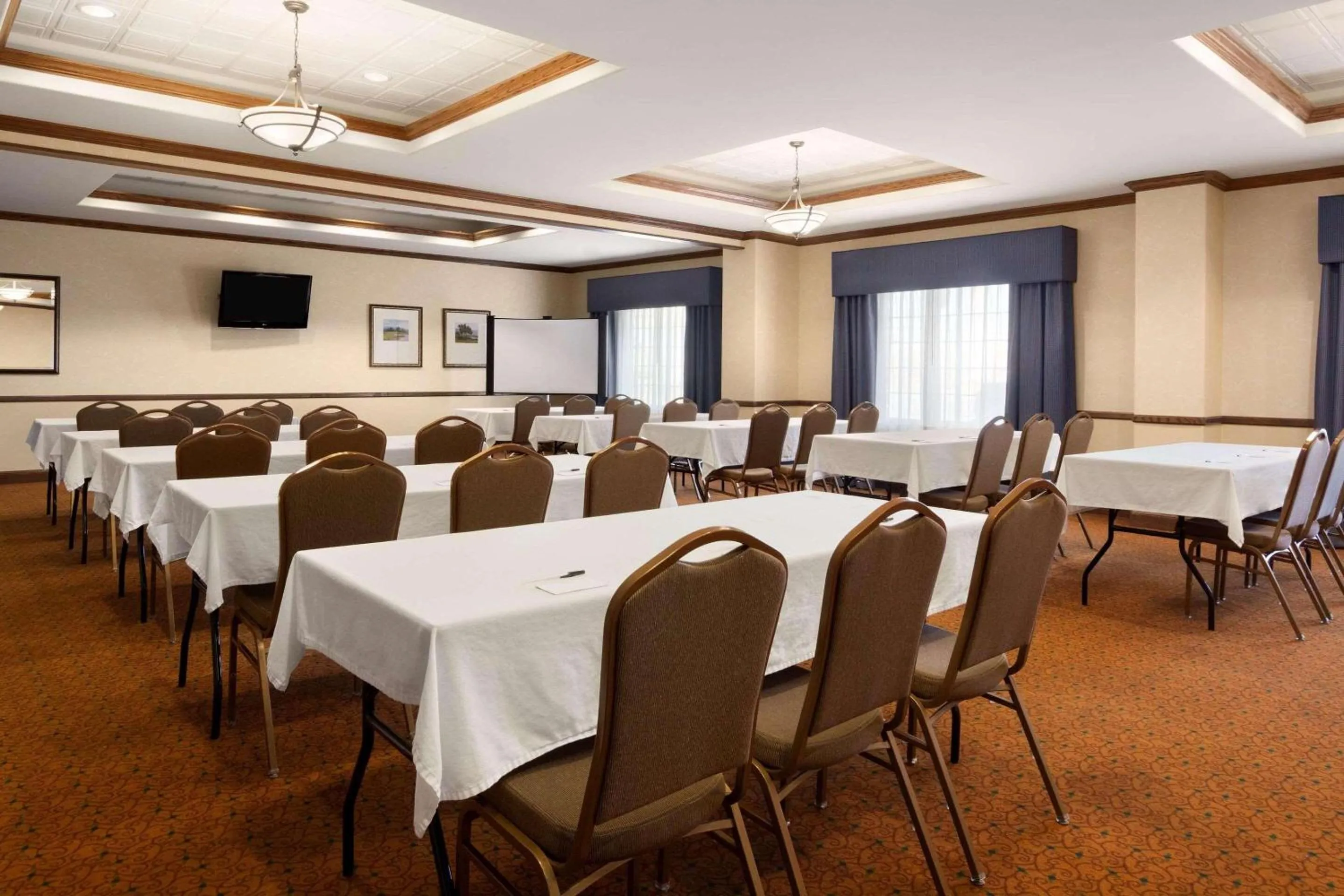 Meeting/conference room in Country Inn & Suites by Radisson, Oklahoma City - Quail Springs, OK