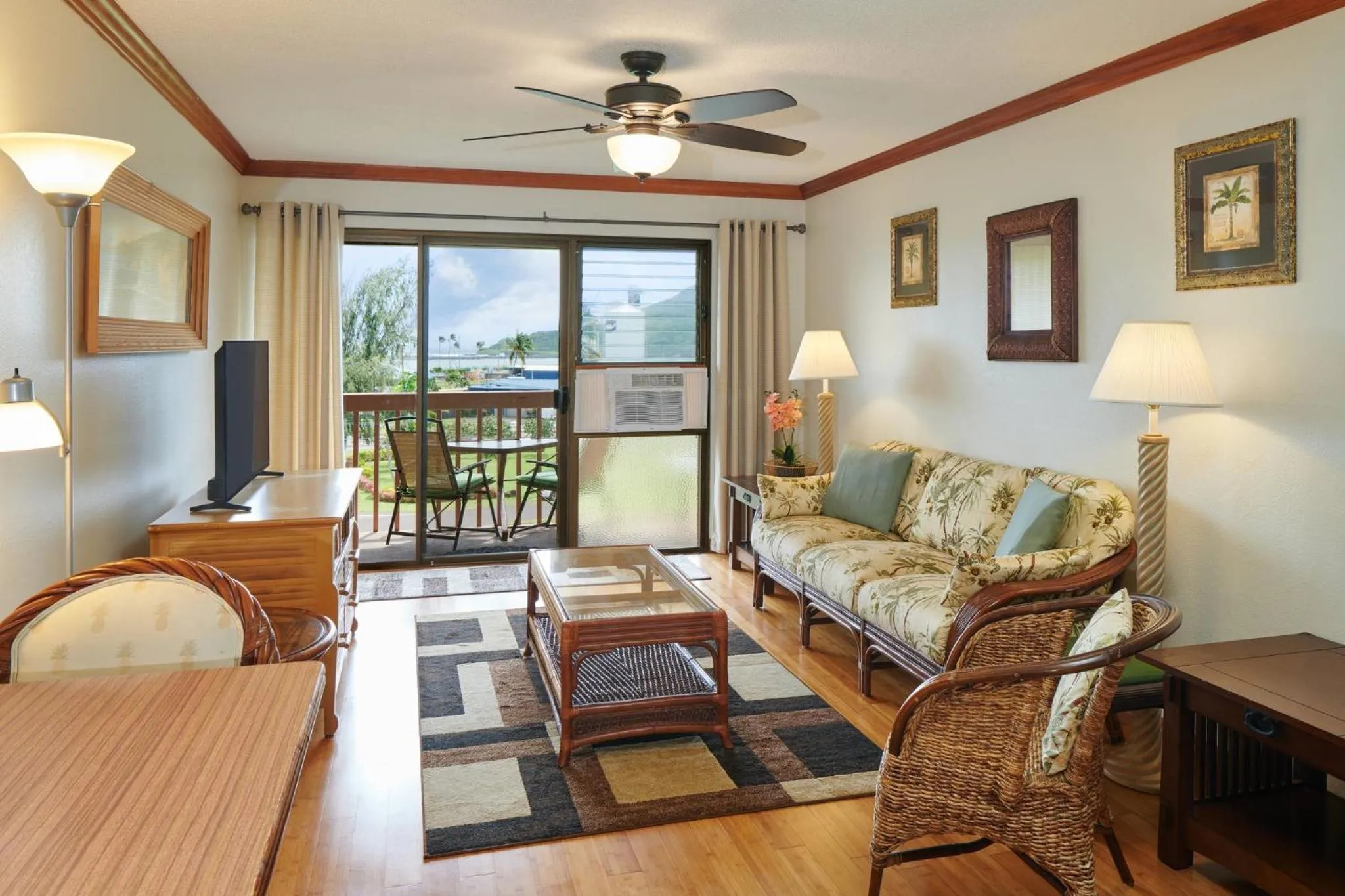 Photo of the whole room in Banyan Harbor Resort