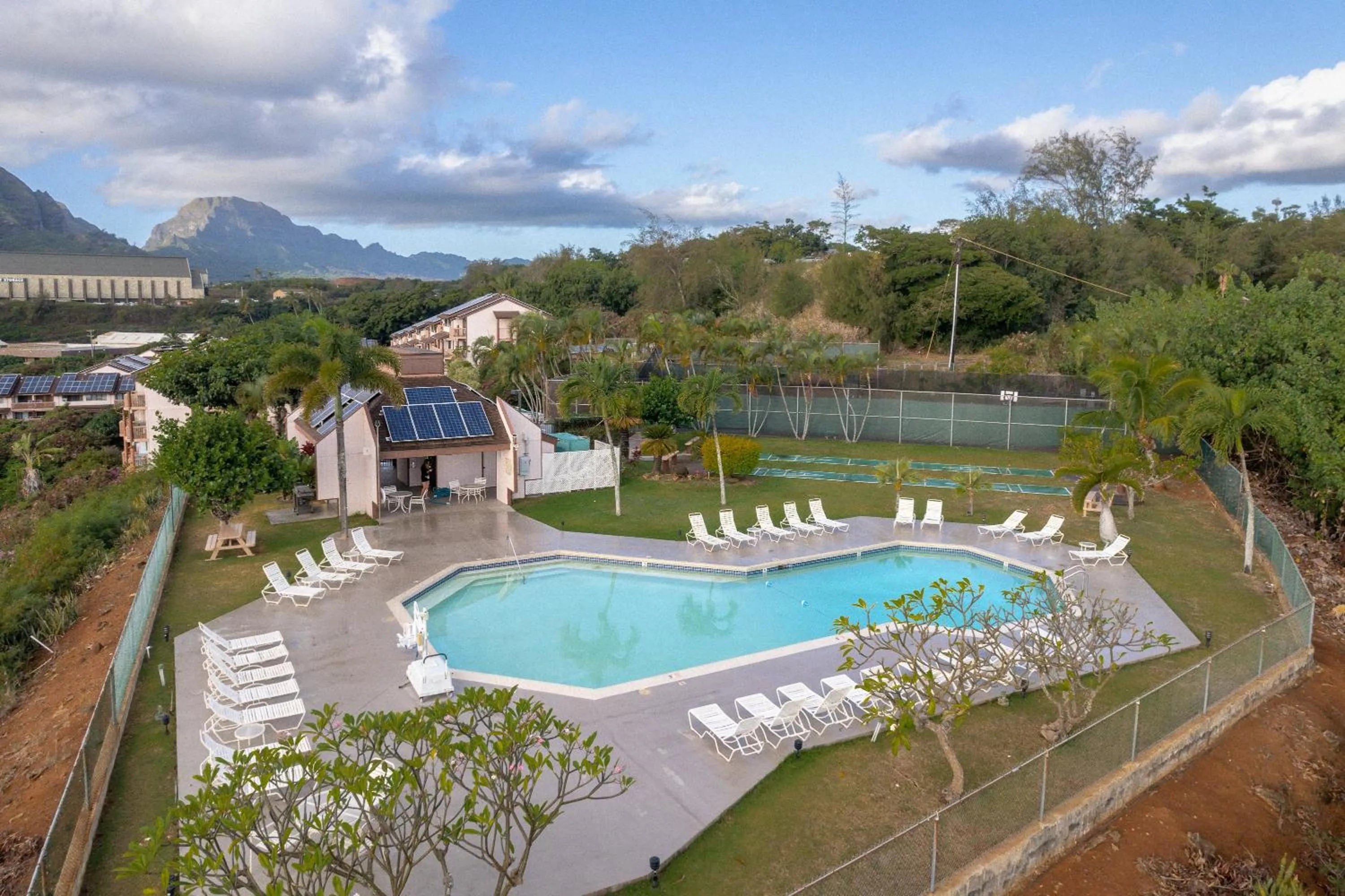 Swimming pool in Banyan Harbor Resort