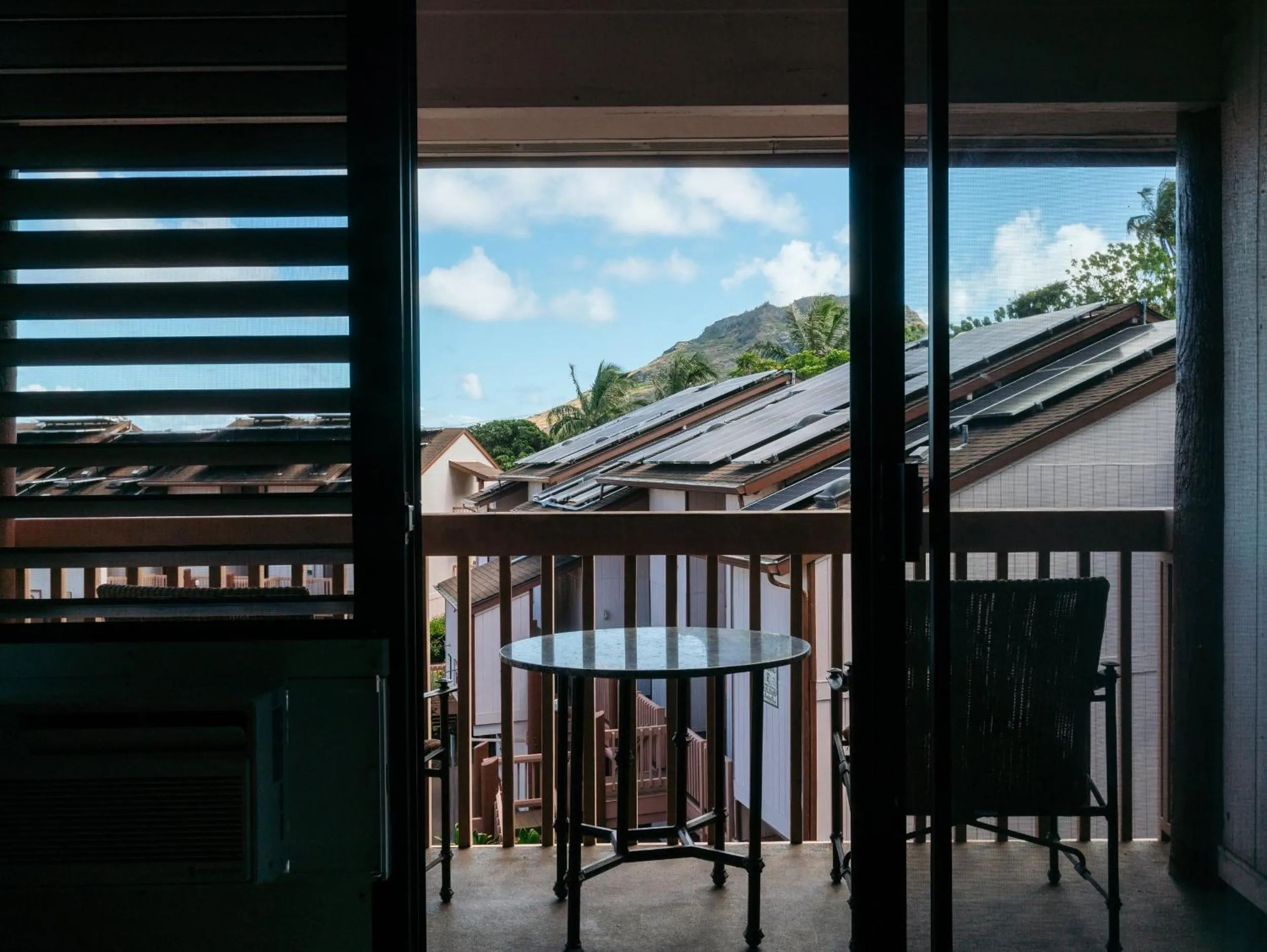 Photo of the whole room in Banyan Harbor Resort