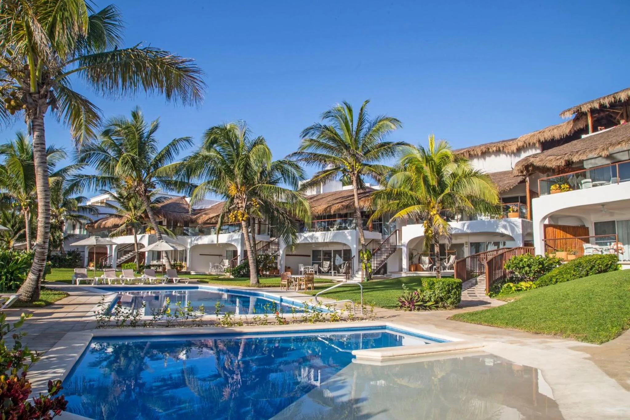 Swimming pool in Las Villas Akumal
