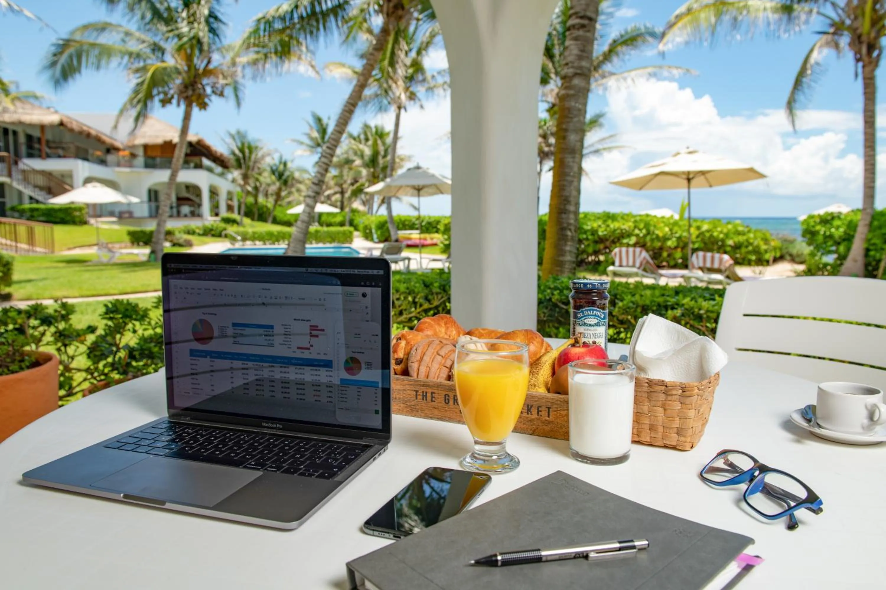 Property building in Las Villas Akumal