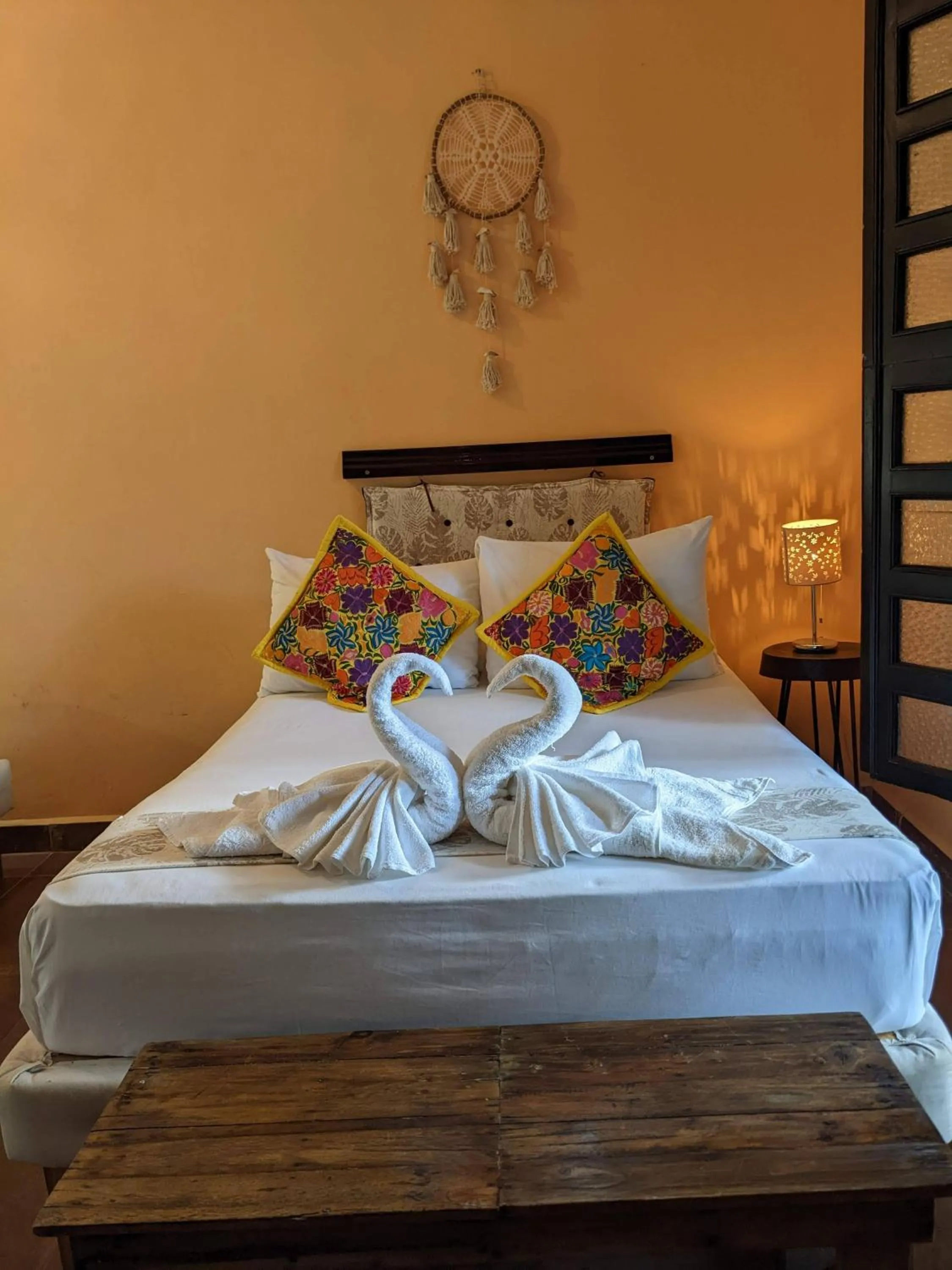 Bed in Casa Aluxes Hotel