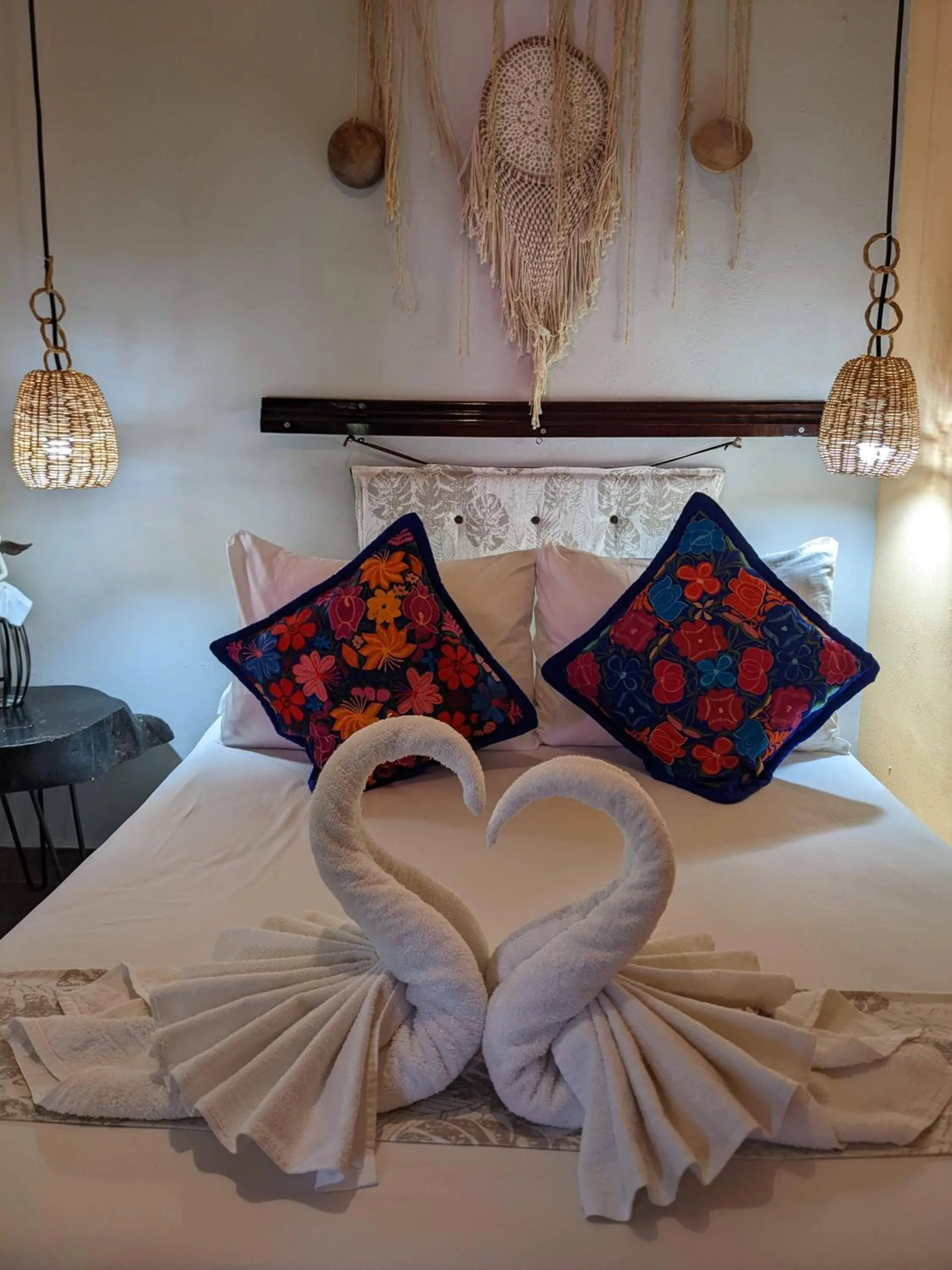 Bed in Casa Aluxes Hotel